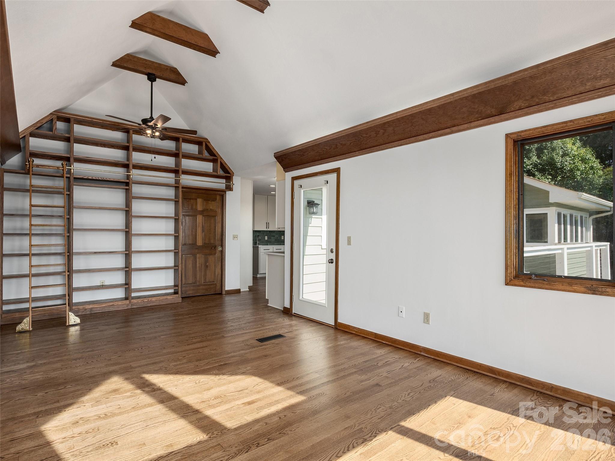 288 Roberts Drive Property Photo 16