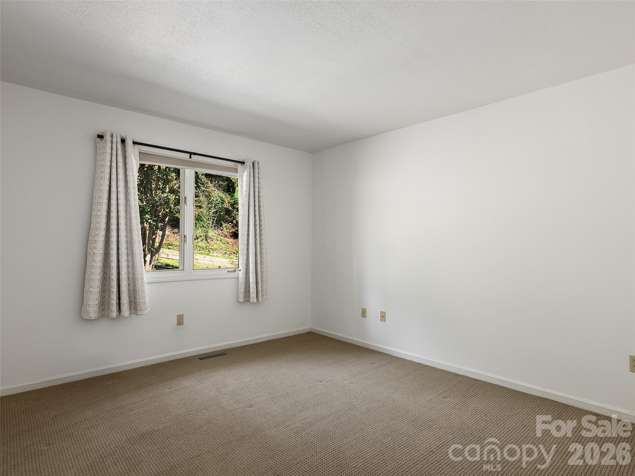 288 Roberts Drive Property Photo 25