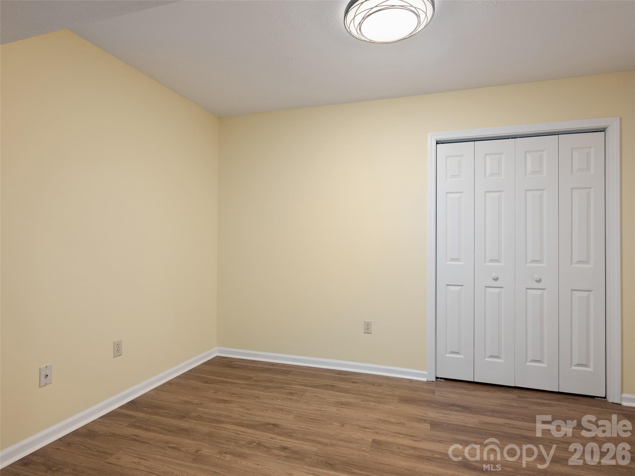 288 Roberts Drive Property Photo 33