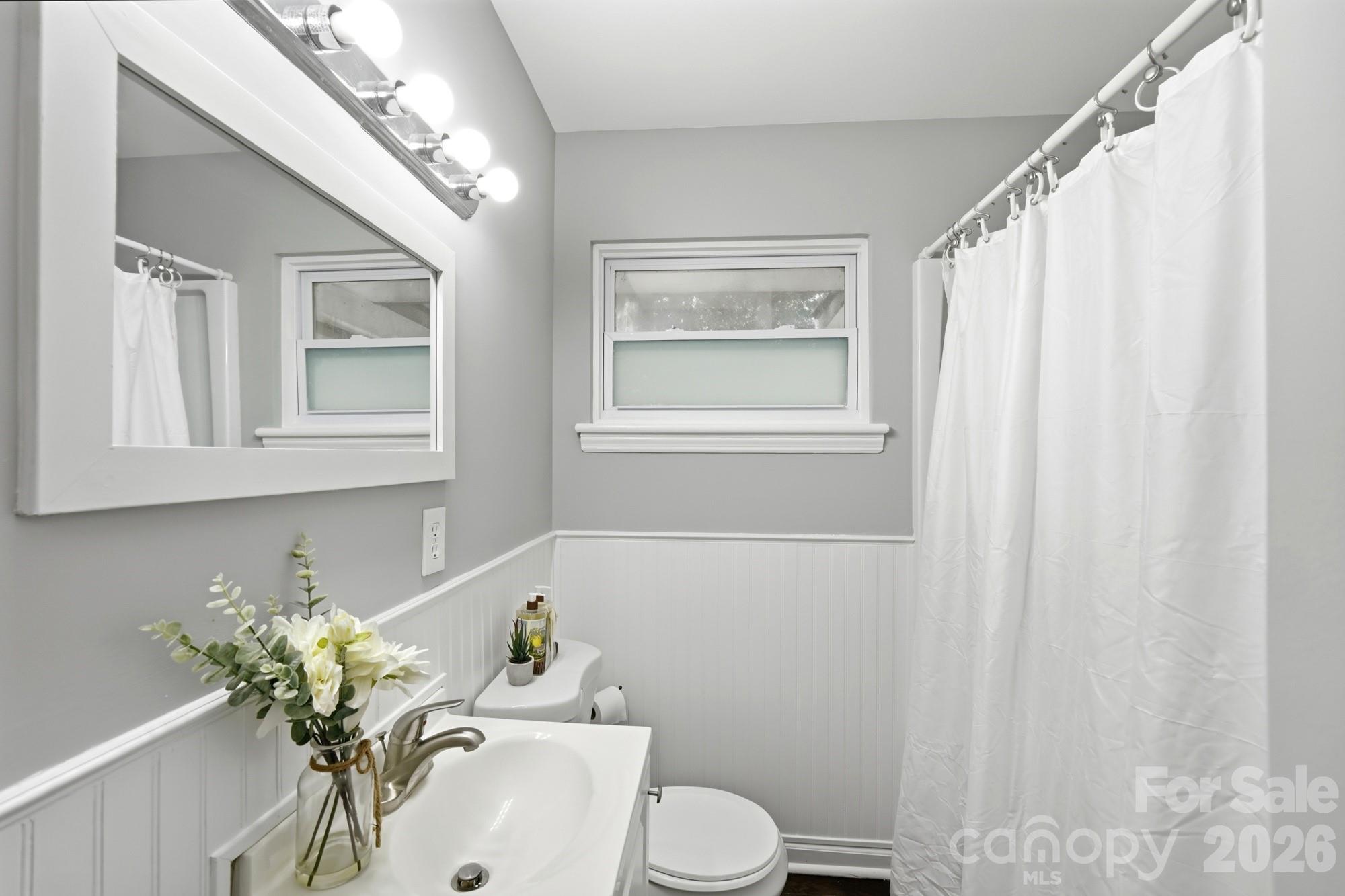 3300 Bonaire Drive Property Photo 10
