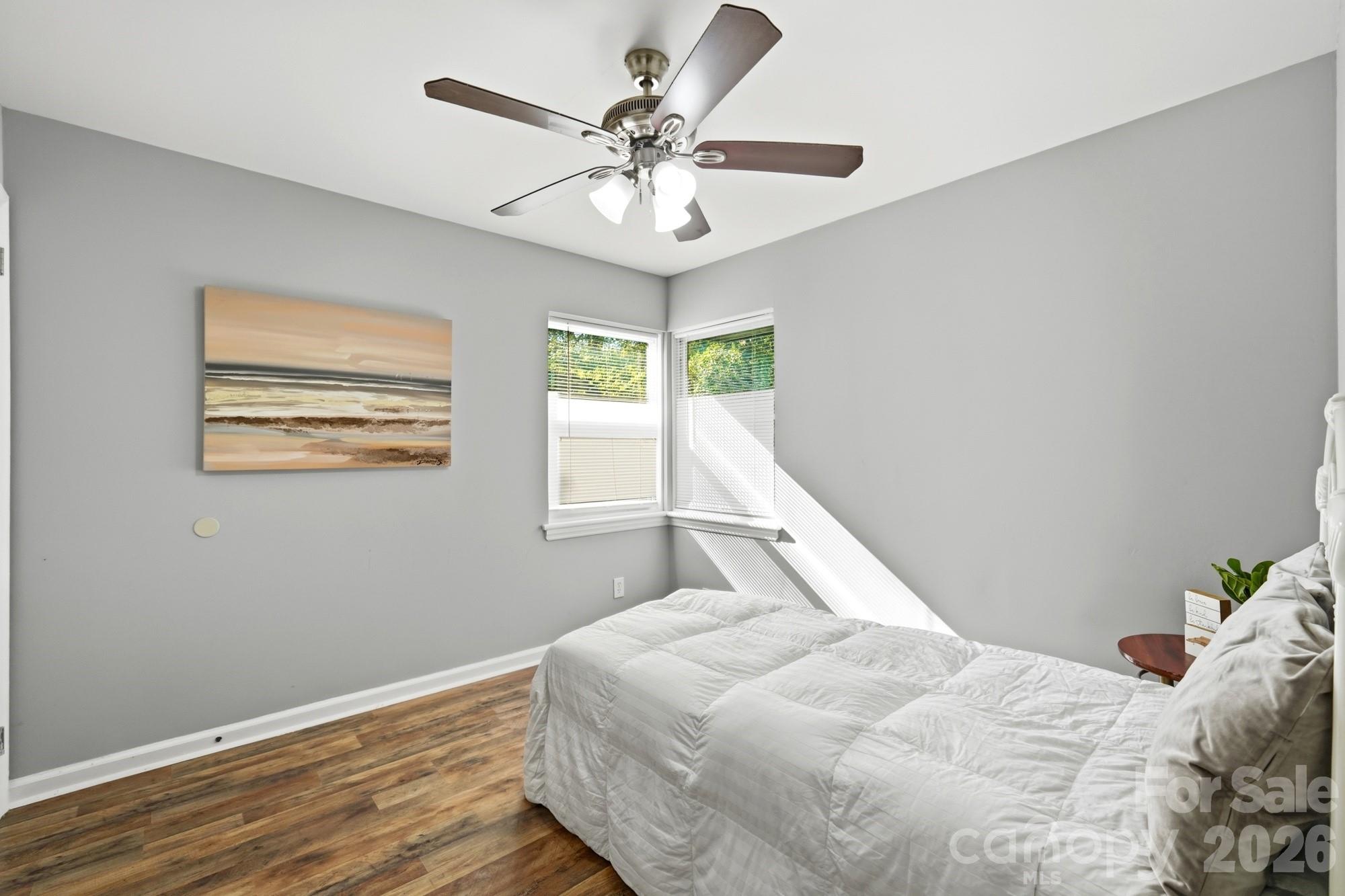 3300 Bonaire Drive Property Photo 11