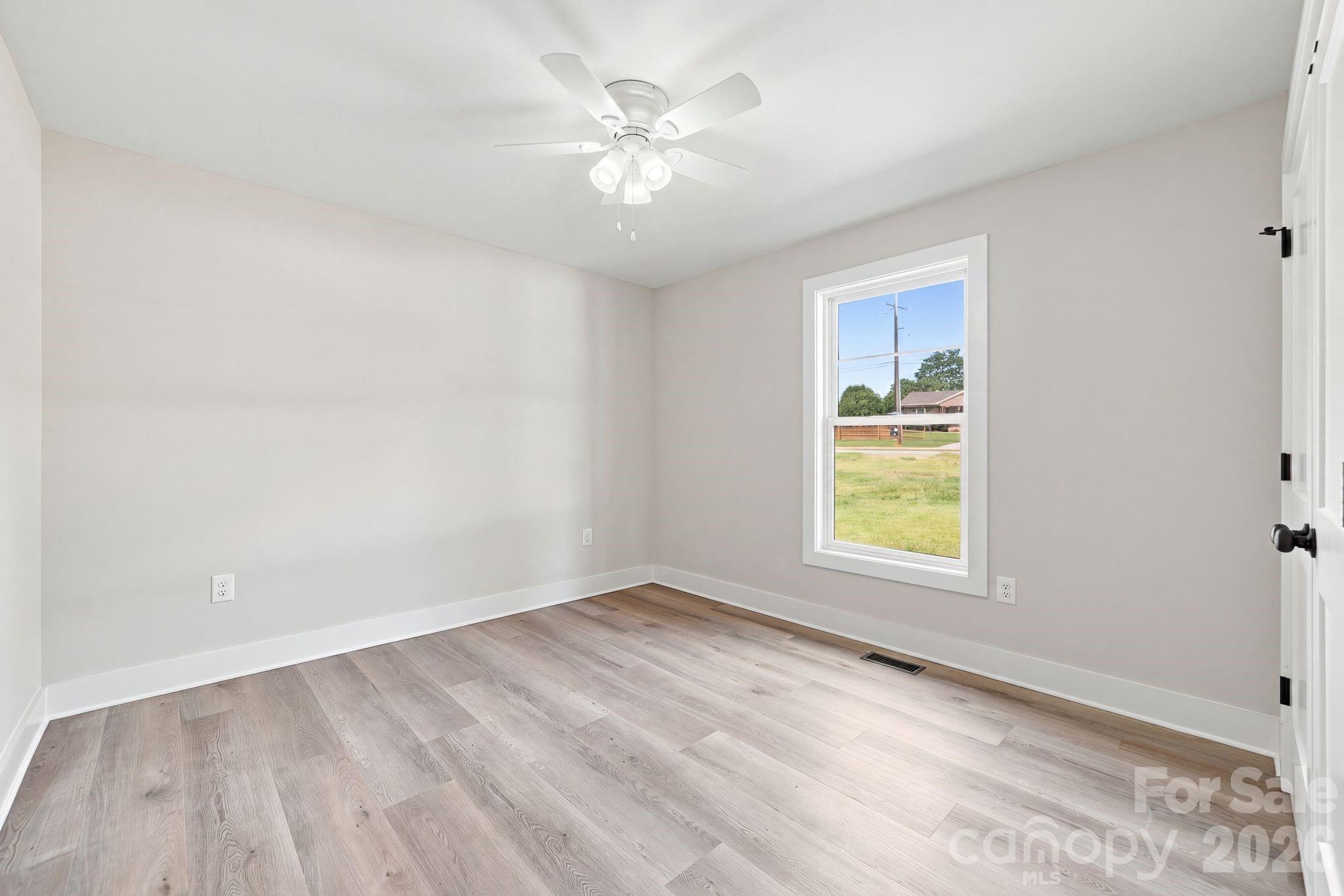 486 Mcalister Road Property Photo 14