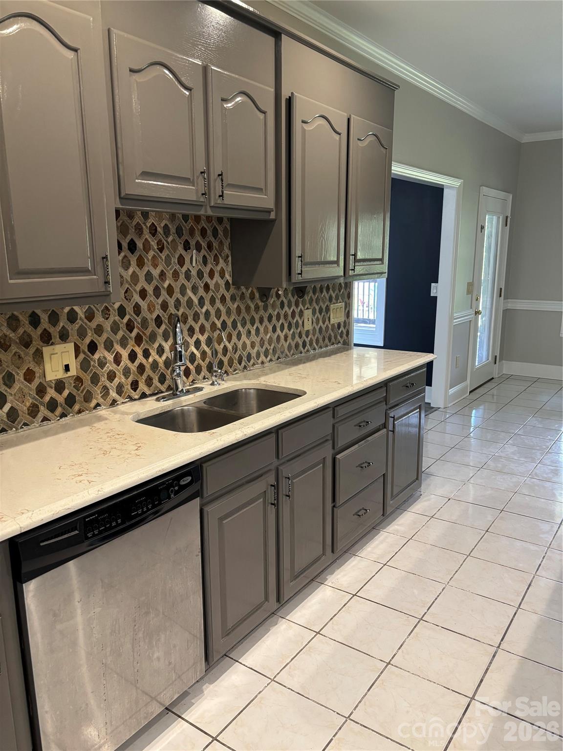 1001 Downpatrick Lane Property Photo 12