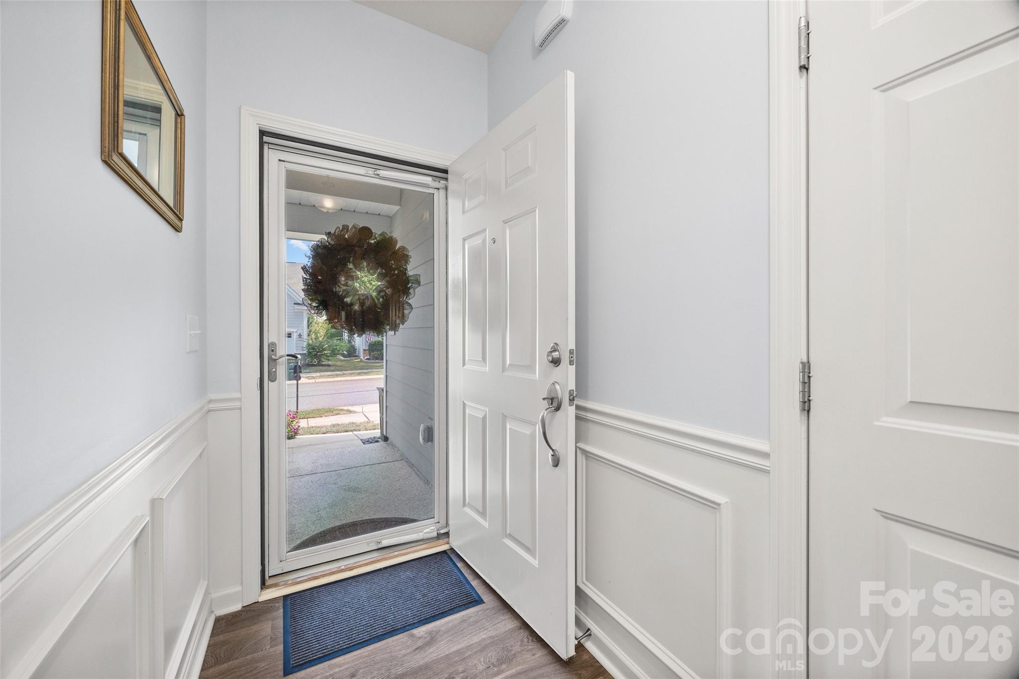 22444 Gateway Drive Property Photo 5