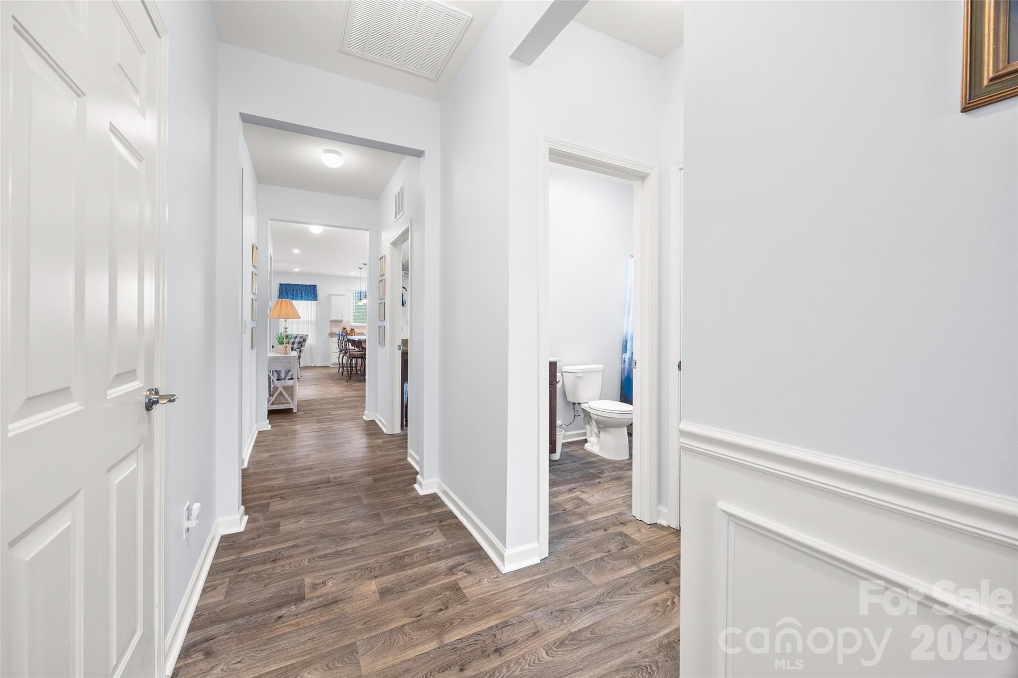 22444 Gateway Drive Property Photo 7