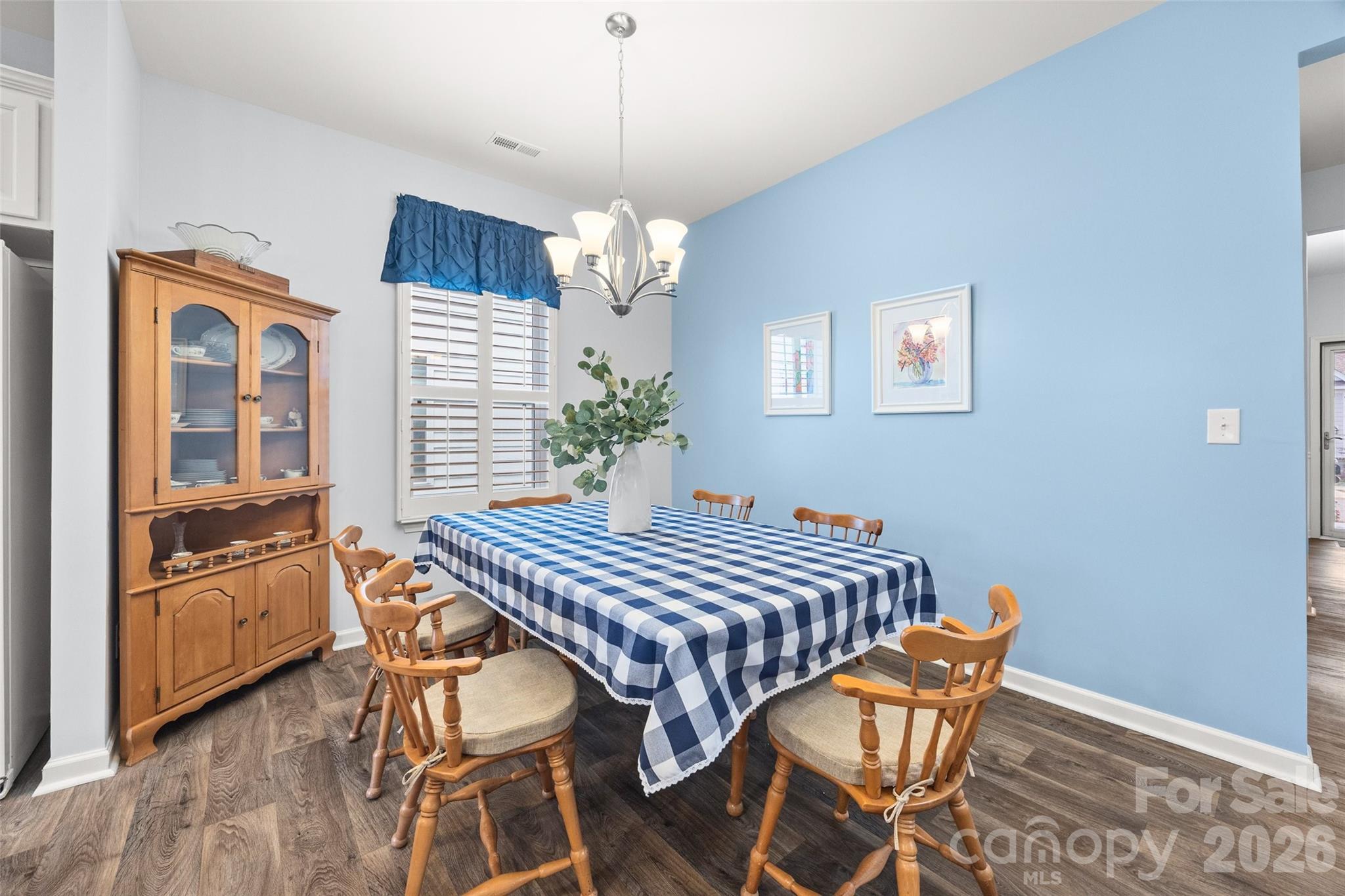22444 Gateway Drive Property Photo 17