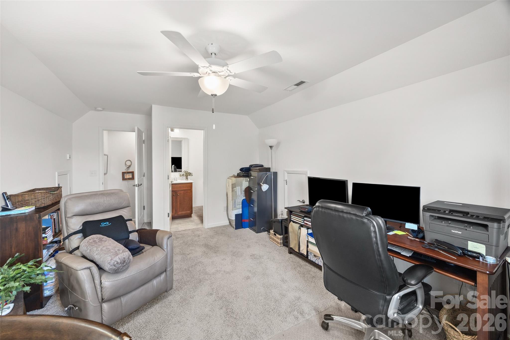 22444 Gateway Drive Property Photo 28