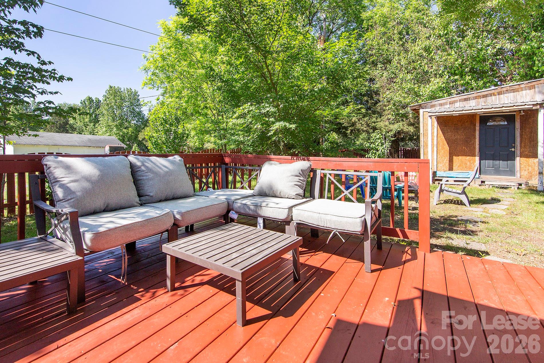 9531 Idlewild Road Property Photo 15