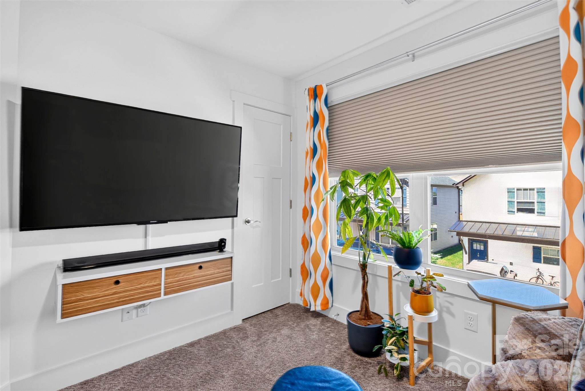 15 Greenly Lane Property Photo 17