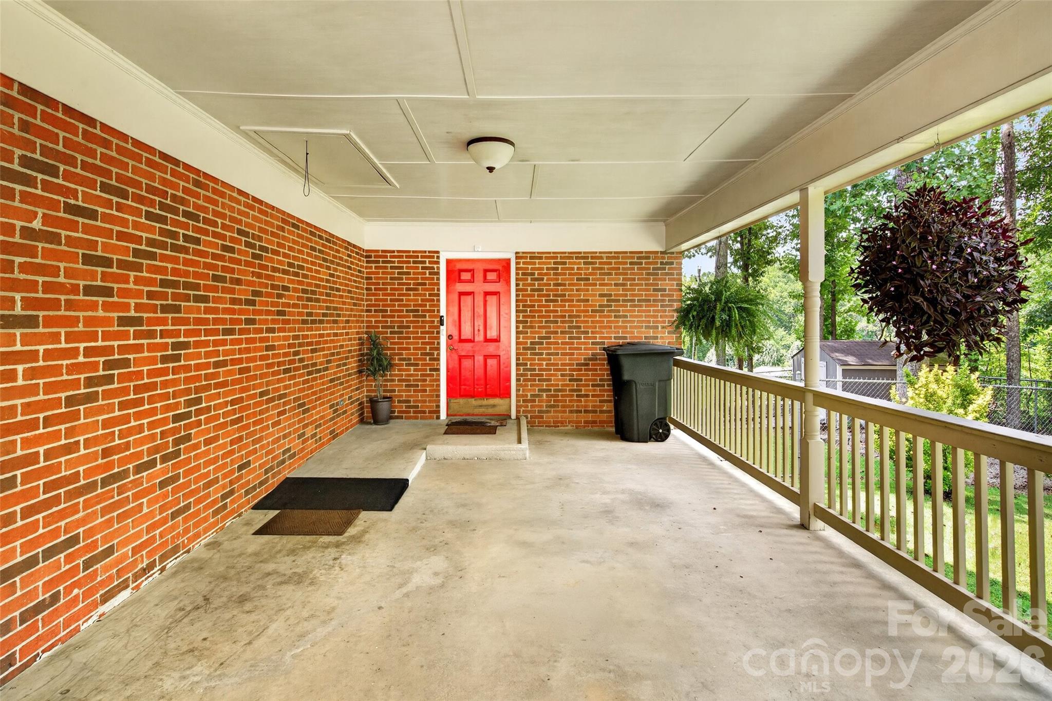 146 Cobblestone Drive Property Photo 6