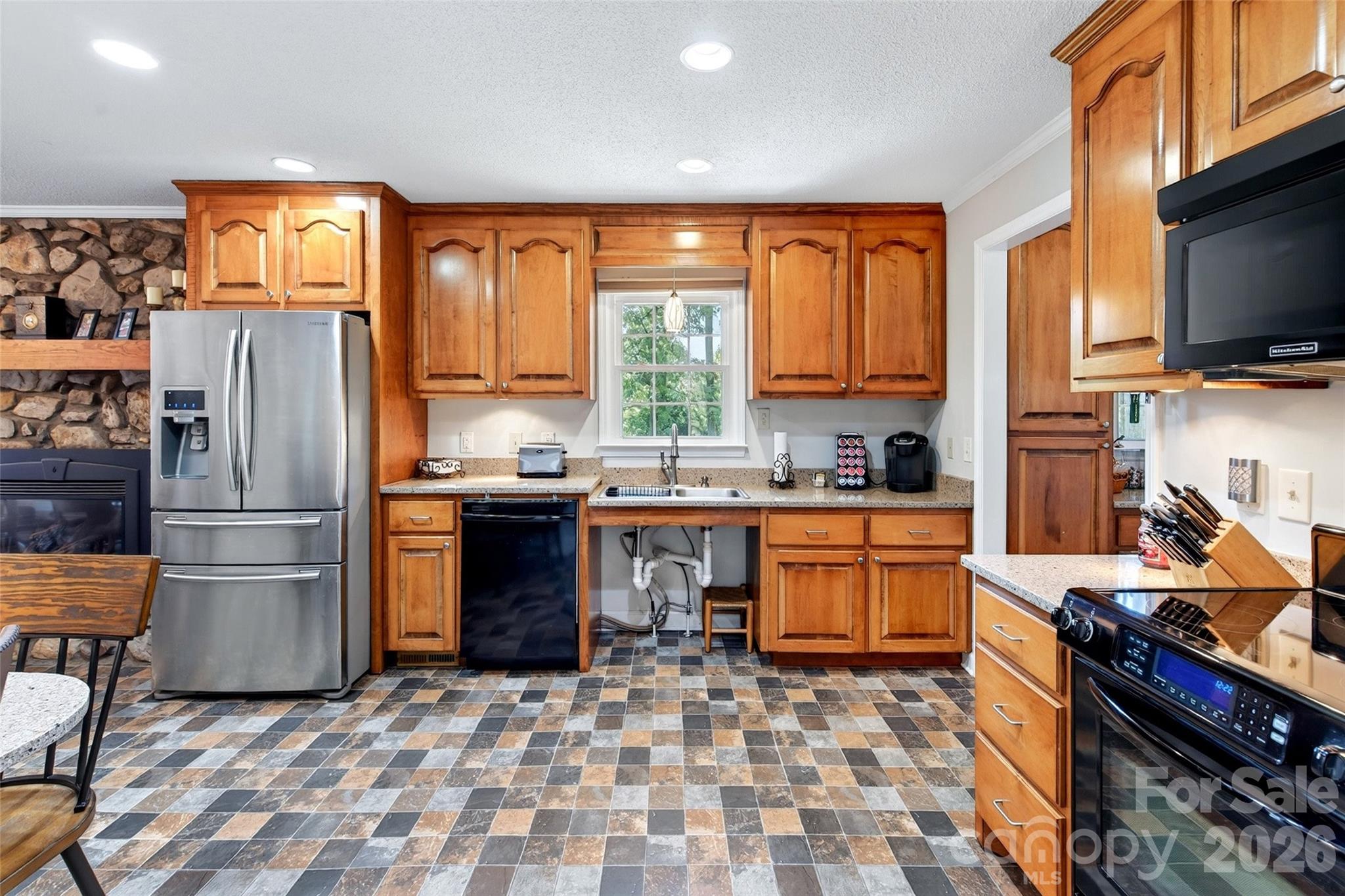 146 Cobblestone Drive Property Photo 11