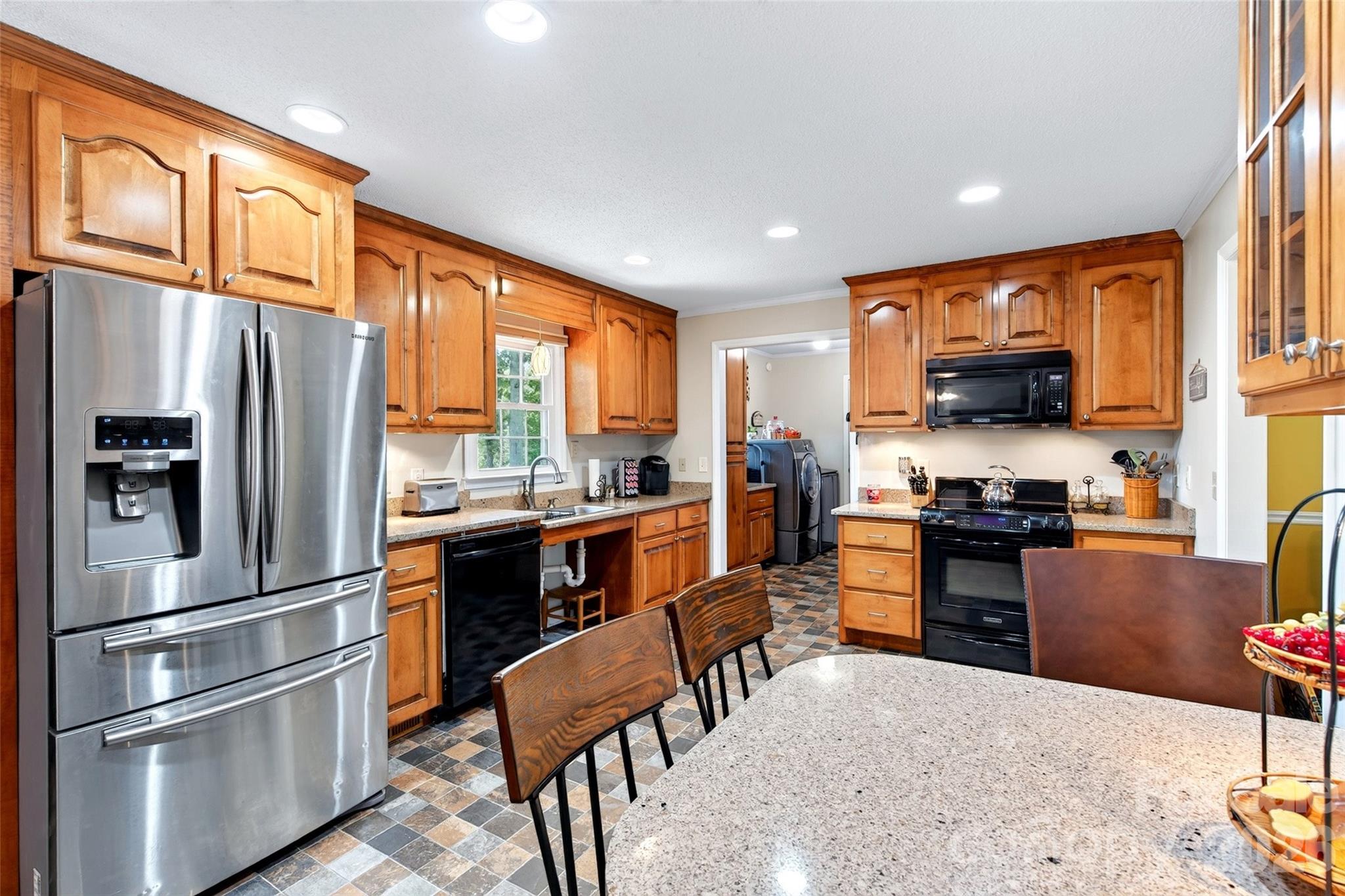 146 Cobblestone Drive Property Photo 15