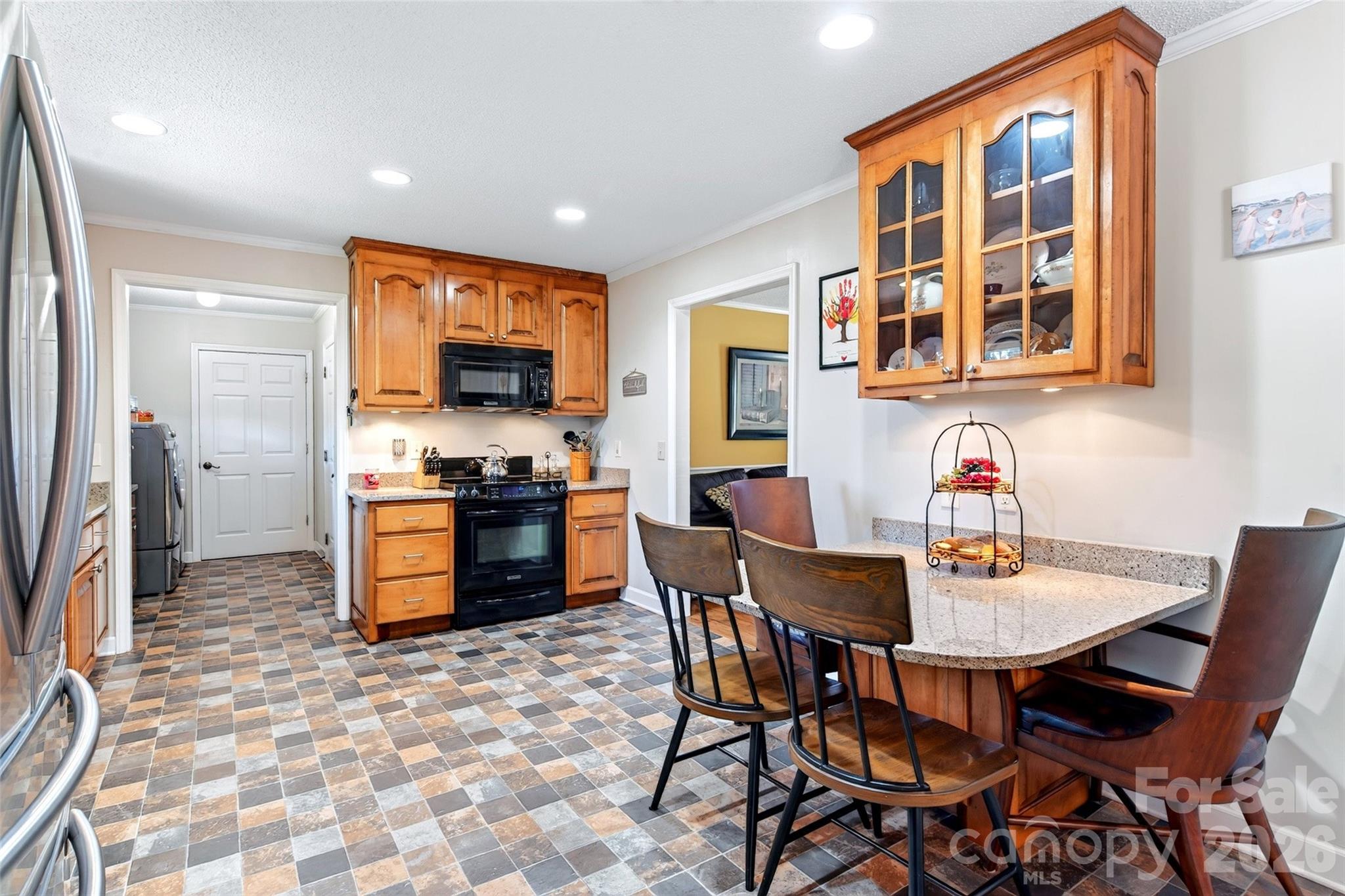 146 Cobblestone Drive Property Photo 16
