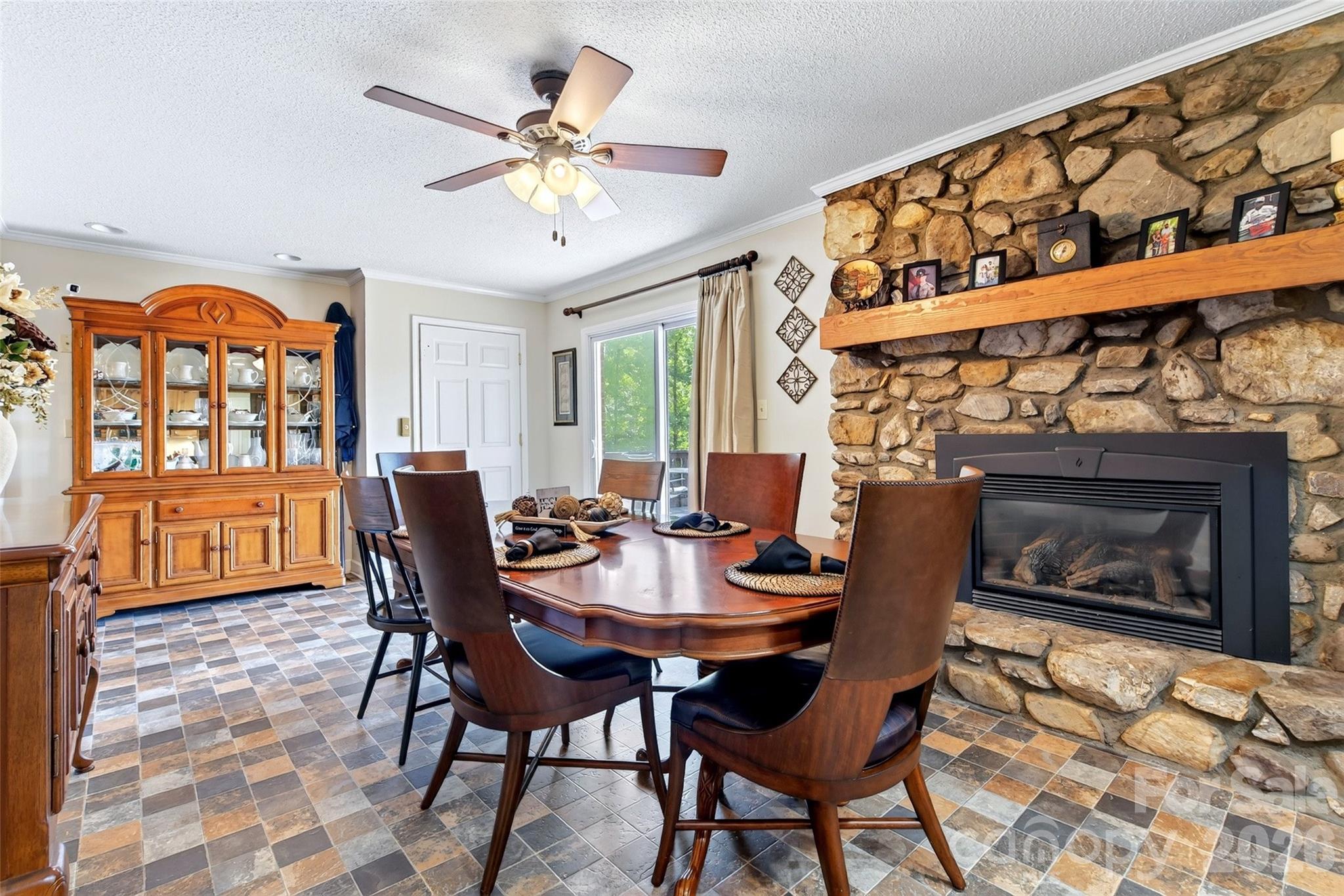 146 Cobblestone Drive Property Photo 17