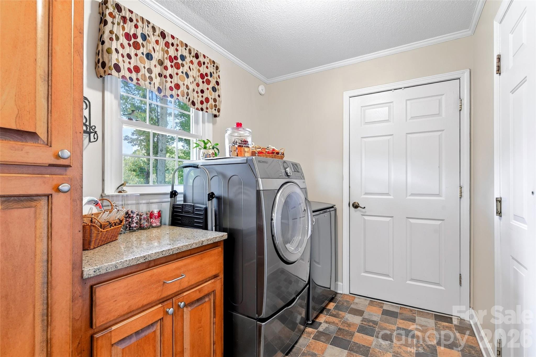 146 Cobblestone Drive Property Photo 18