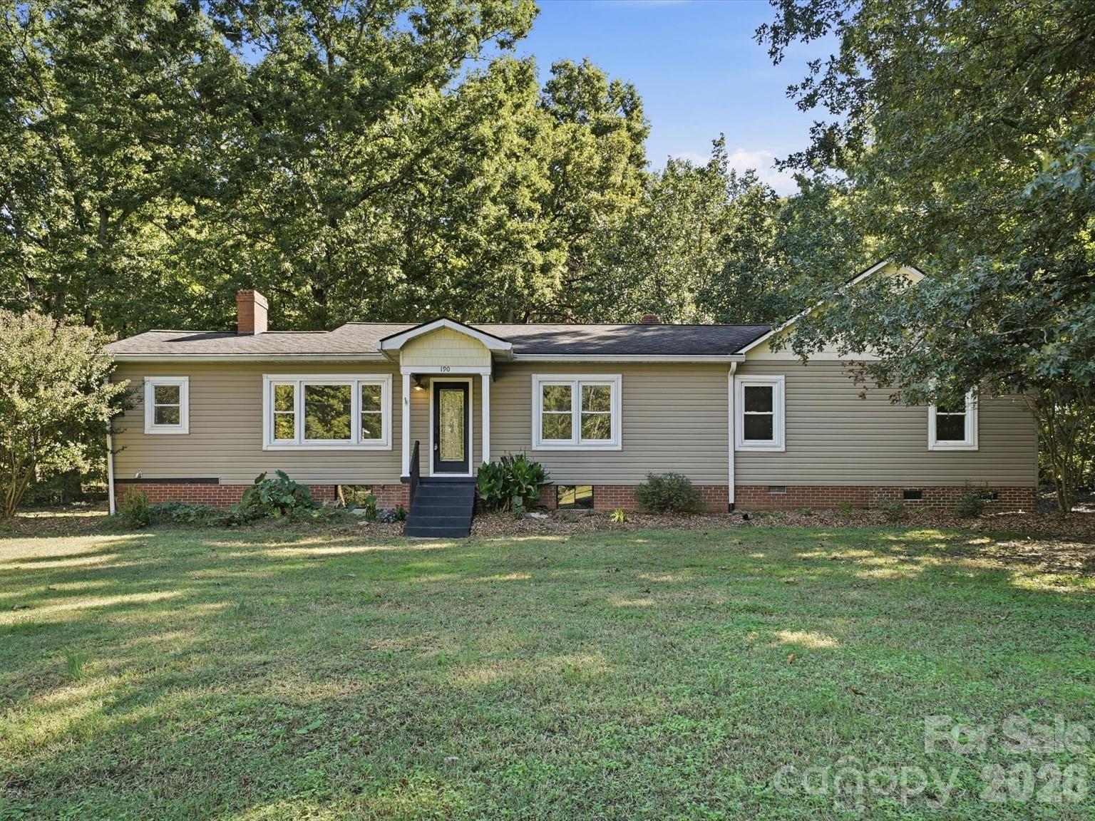 190 Forsaken Drive Property Photo 1