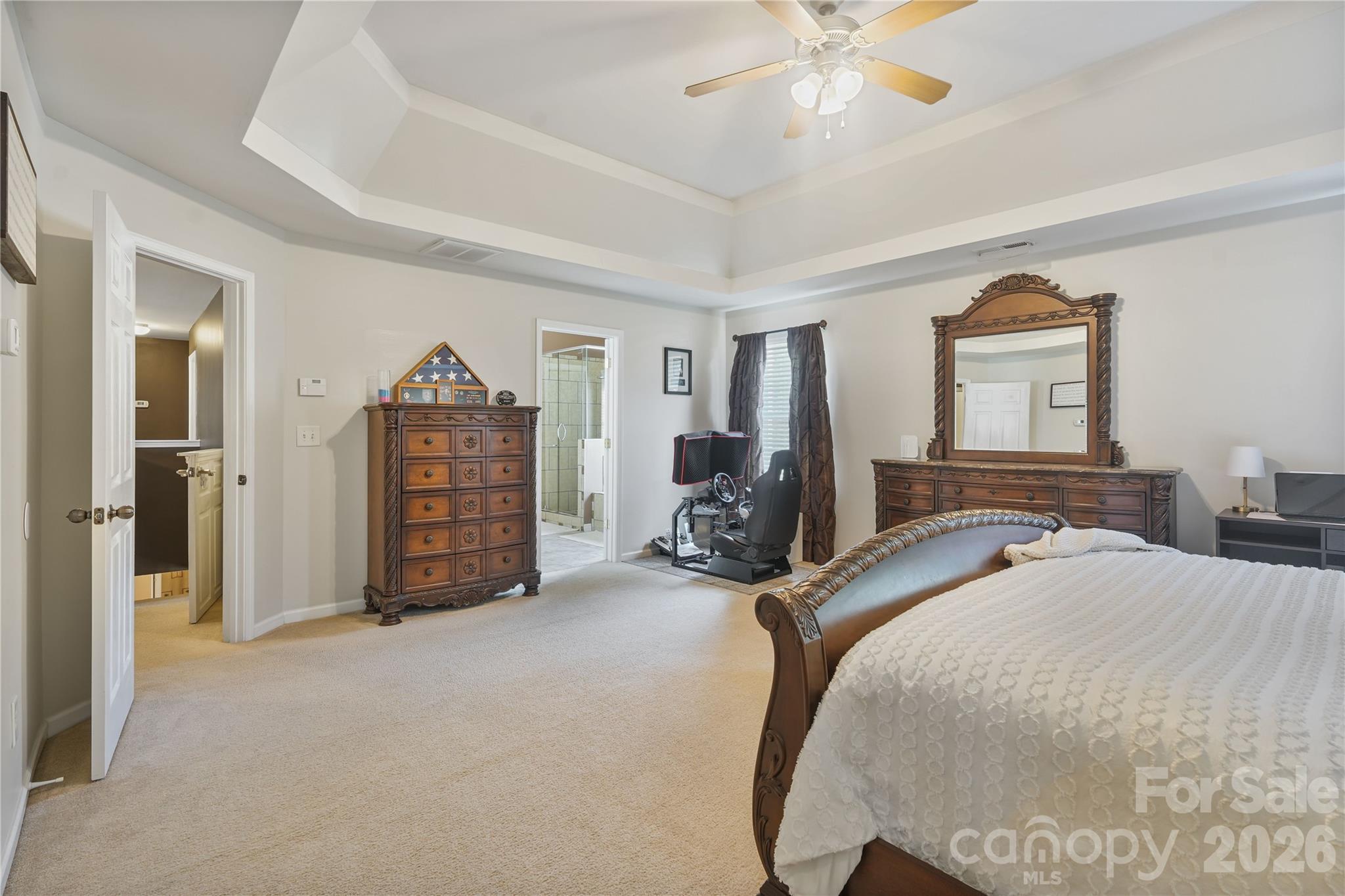190 Almora Loop Property Photo 27