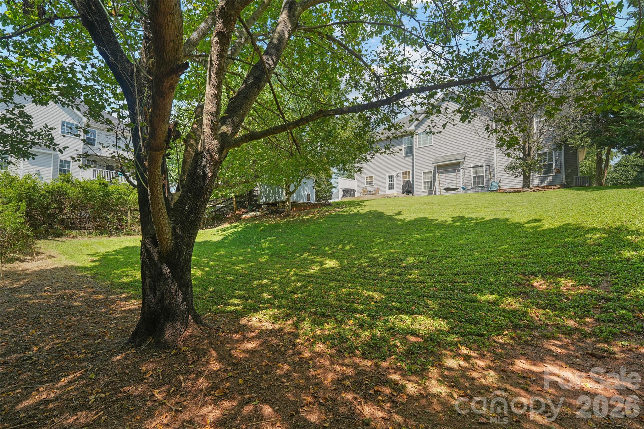 190 Almora Loop Property Photo 35