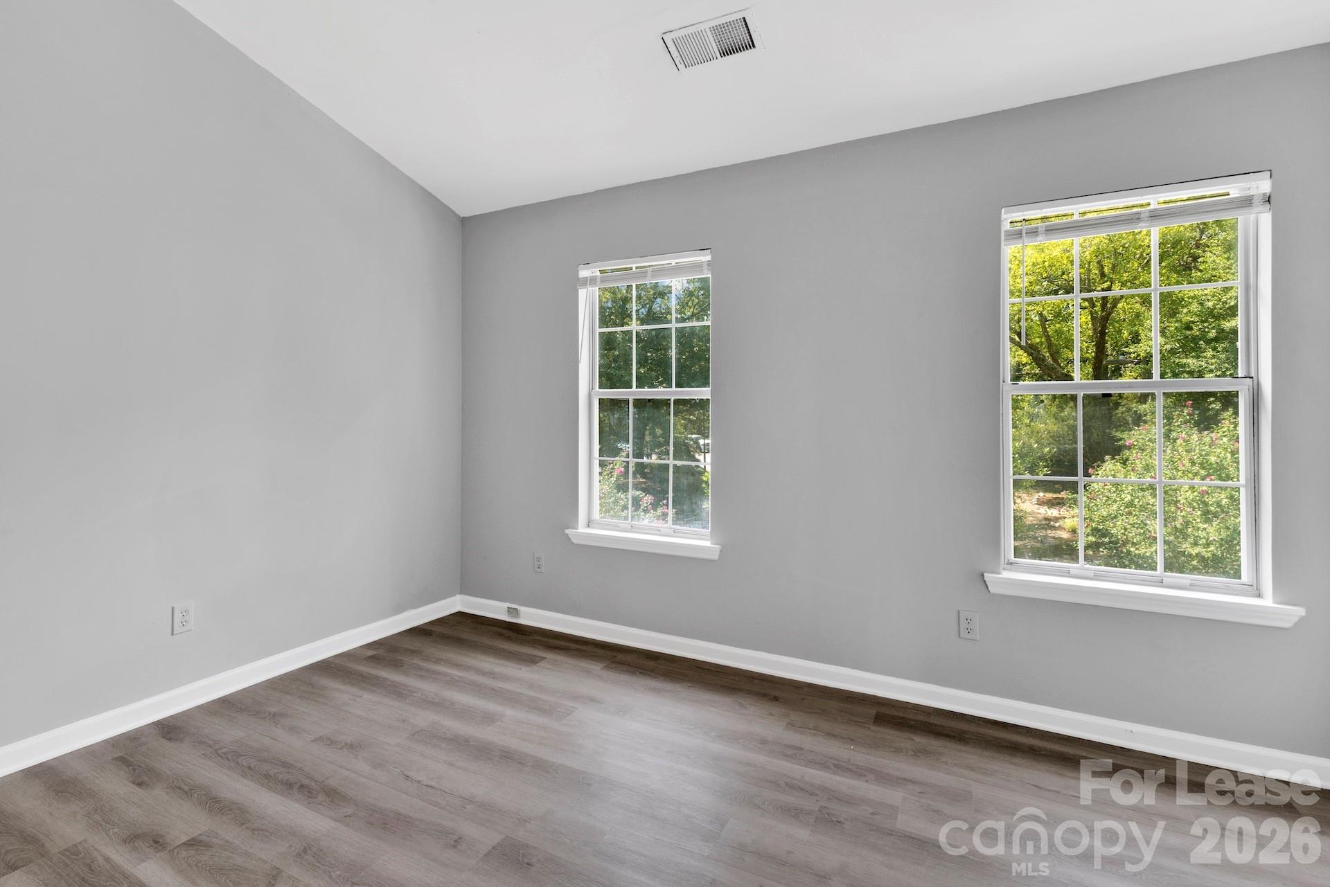 6315 Windsor Gate Lane Property Photo 12