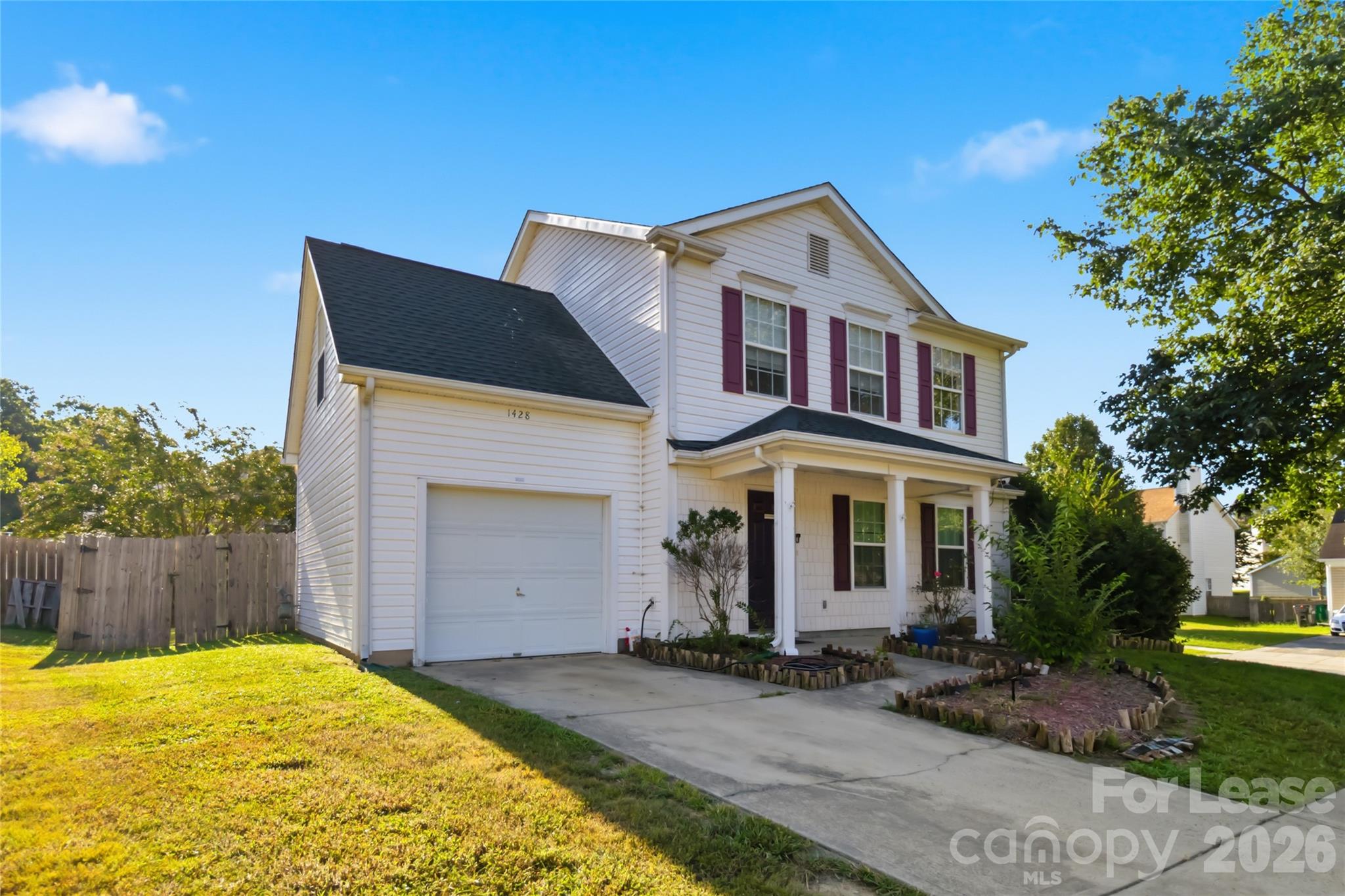 1428 Nature Place Property Photo 2