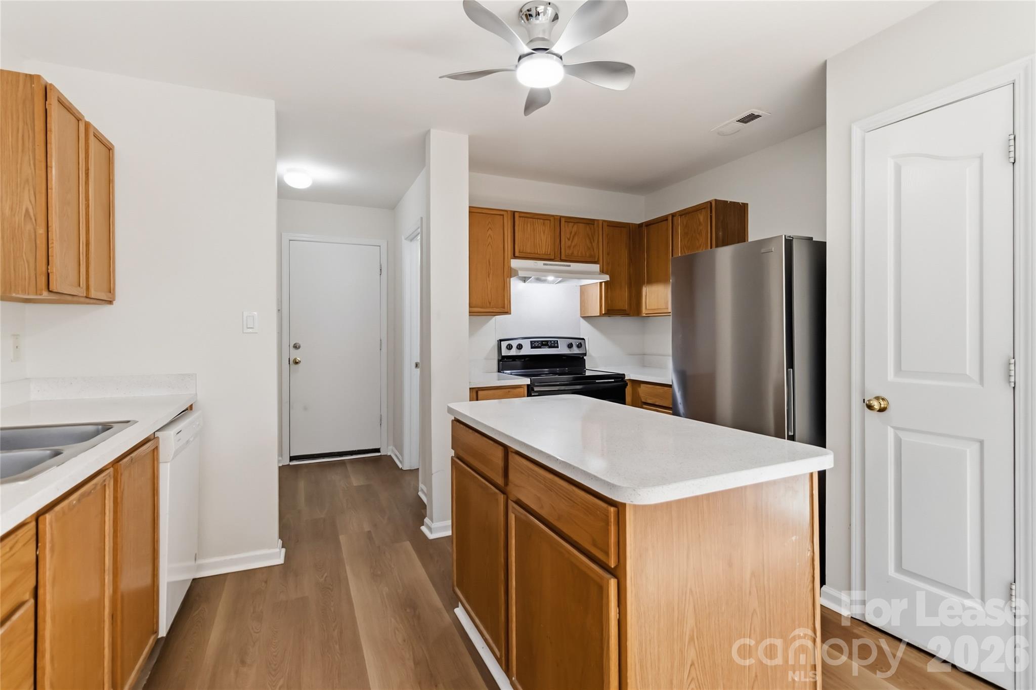 1428 Nature Place Property Photo 10