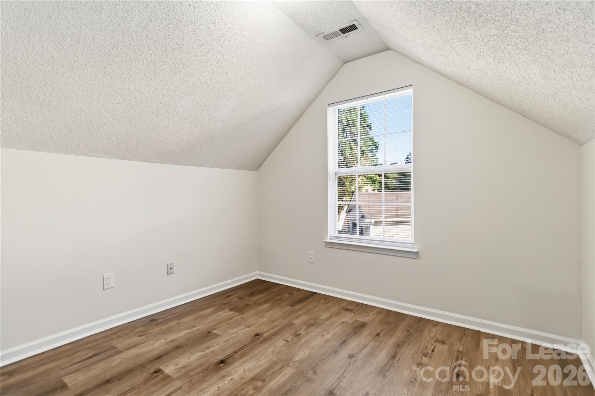 1428 Nature Place Property Photo 16