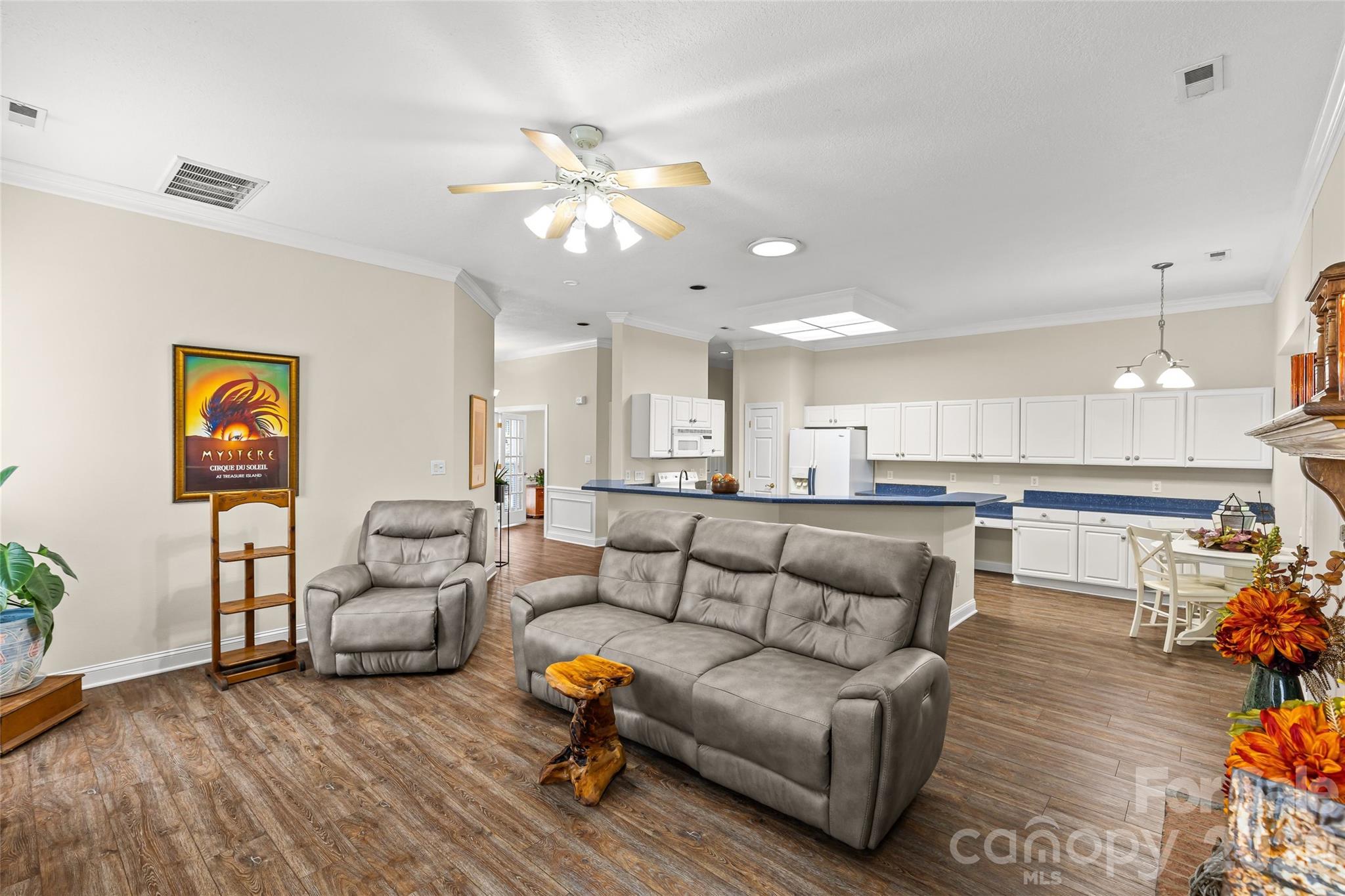 12316 Panthersville Drive Property Photo 10
