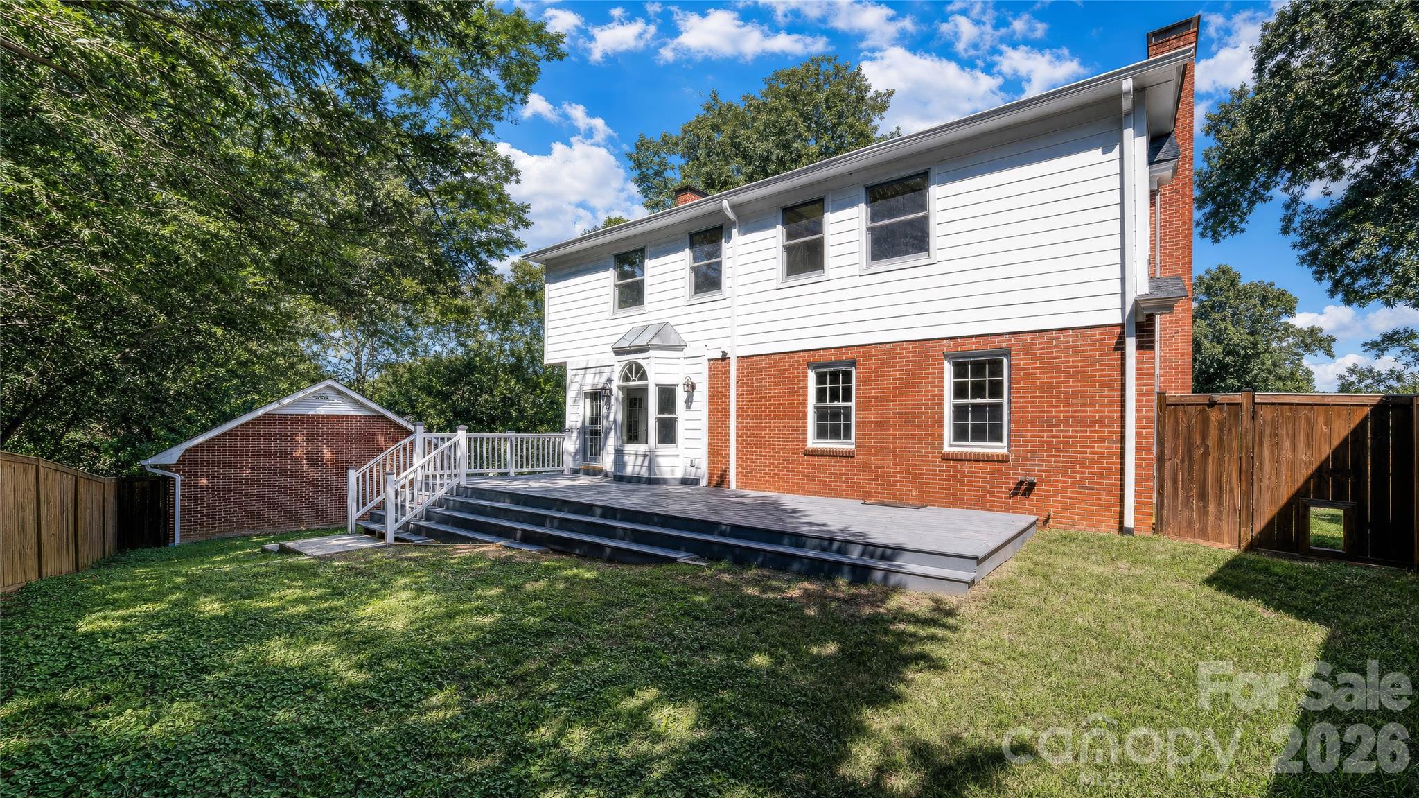 105 Montrose Street Property Photo 4