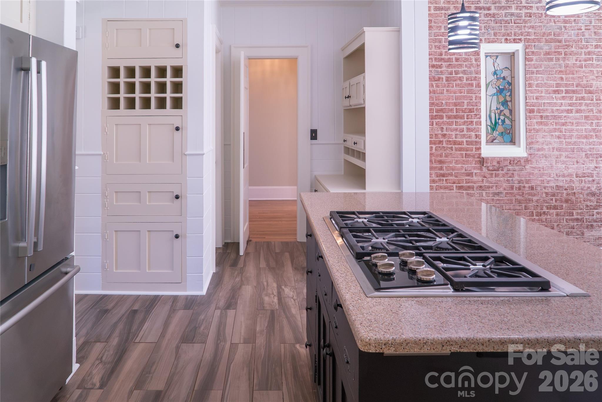 105 Montrose Street Property Photo 11