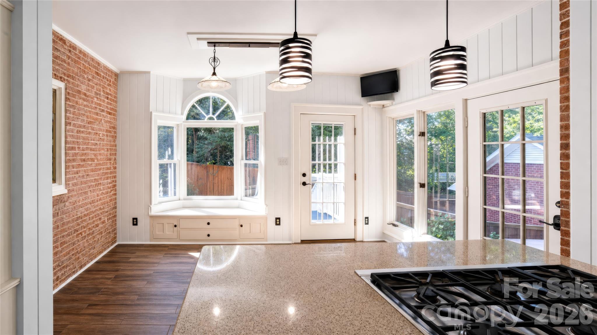 105 Montrose Street Property Photo 15