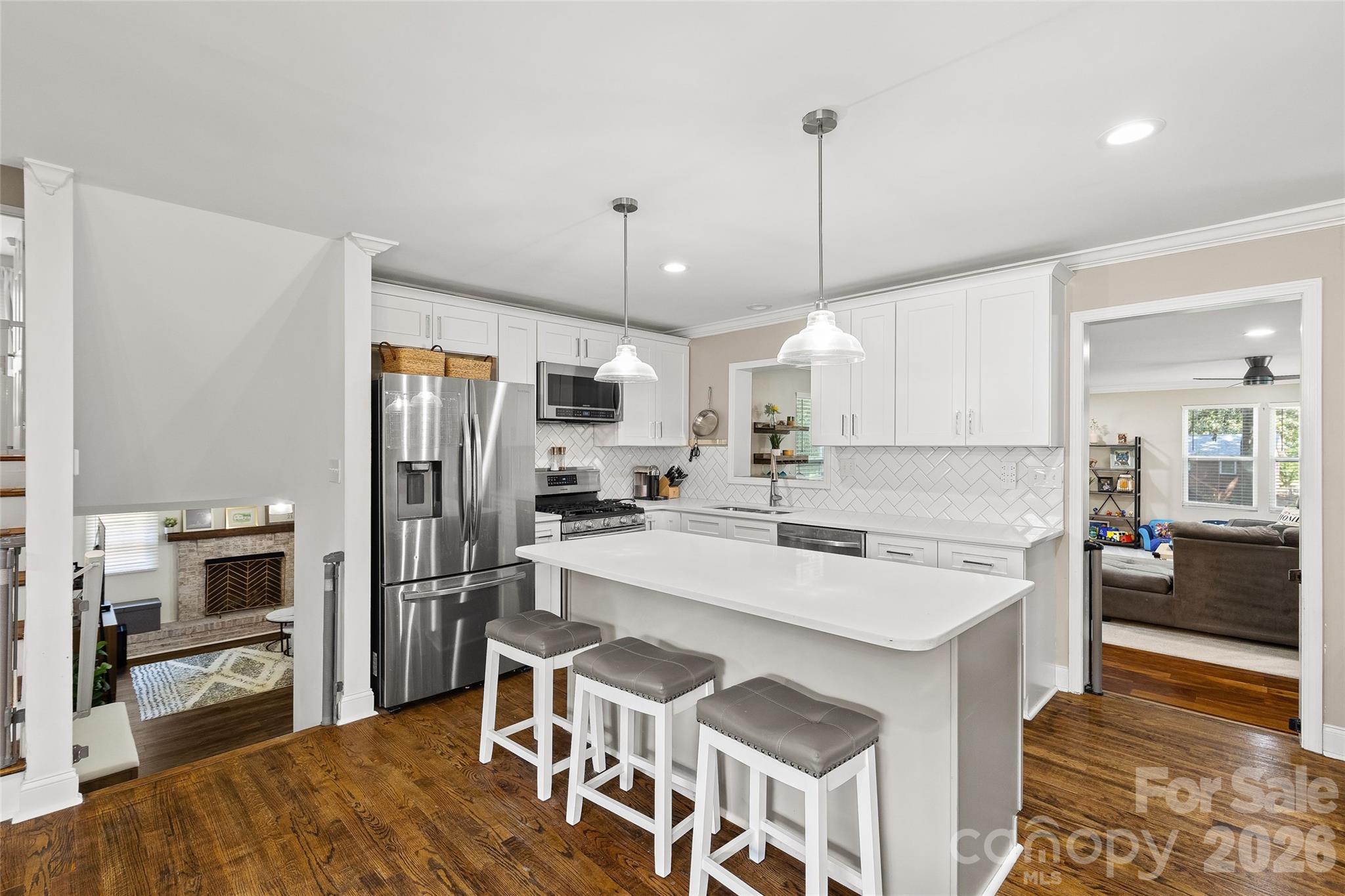 6623 Long Meadow Road Property Photo 11