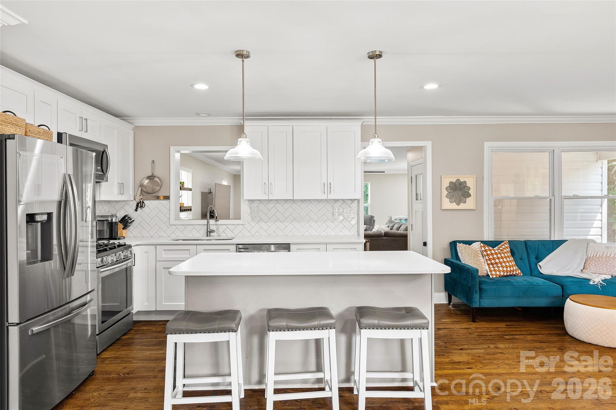 6623 Long Meadow Road Property Photo 12