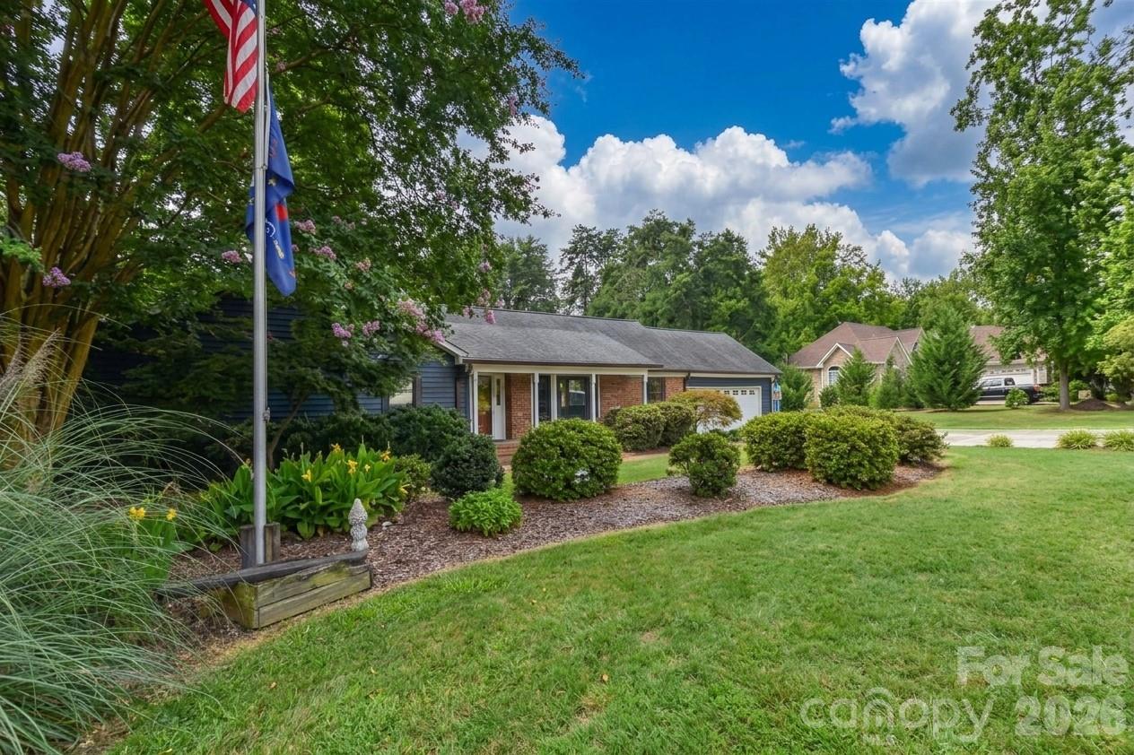 127 Fairway Drive Property Photo 1