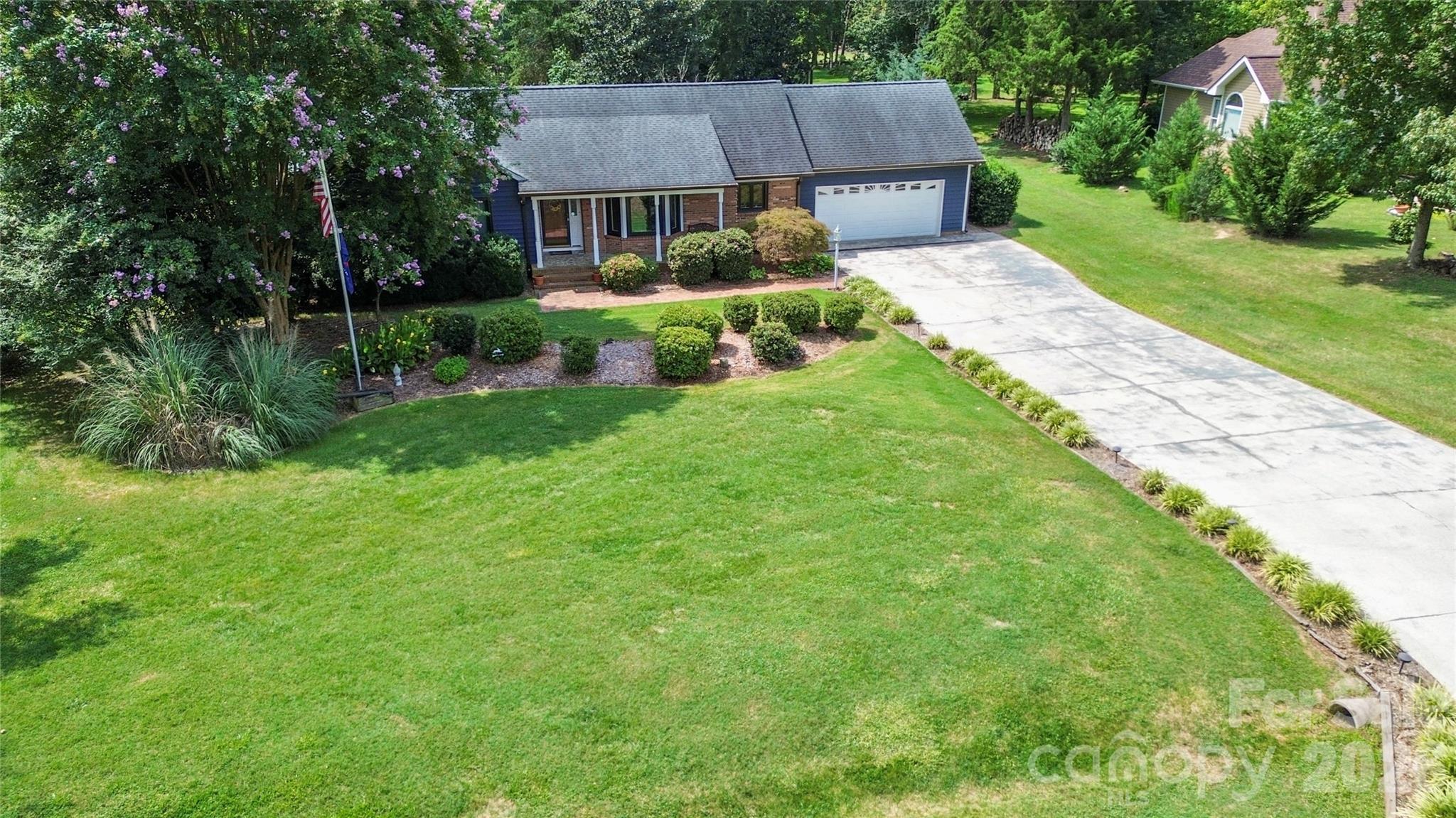 127 Fairway Drive Property Photo 4