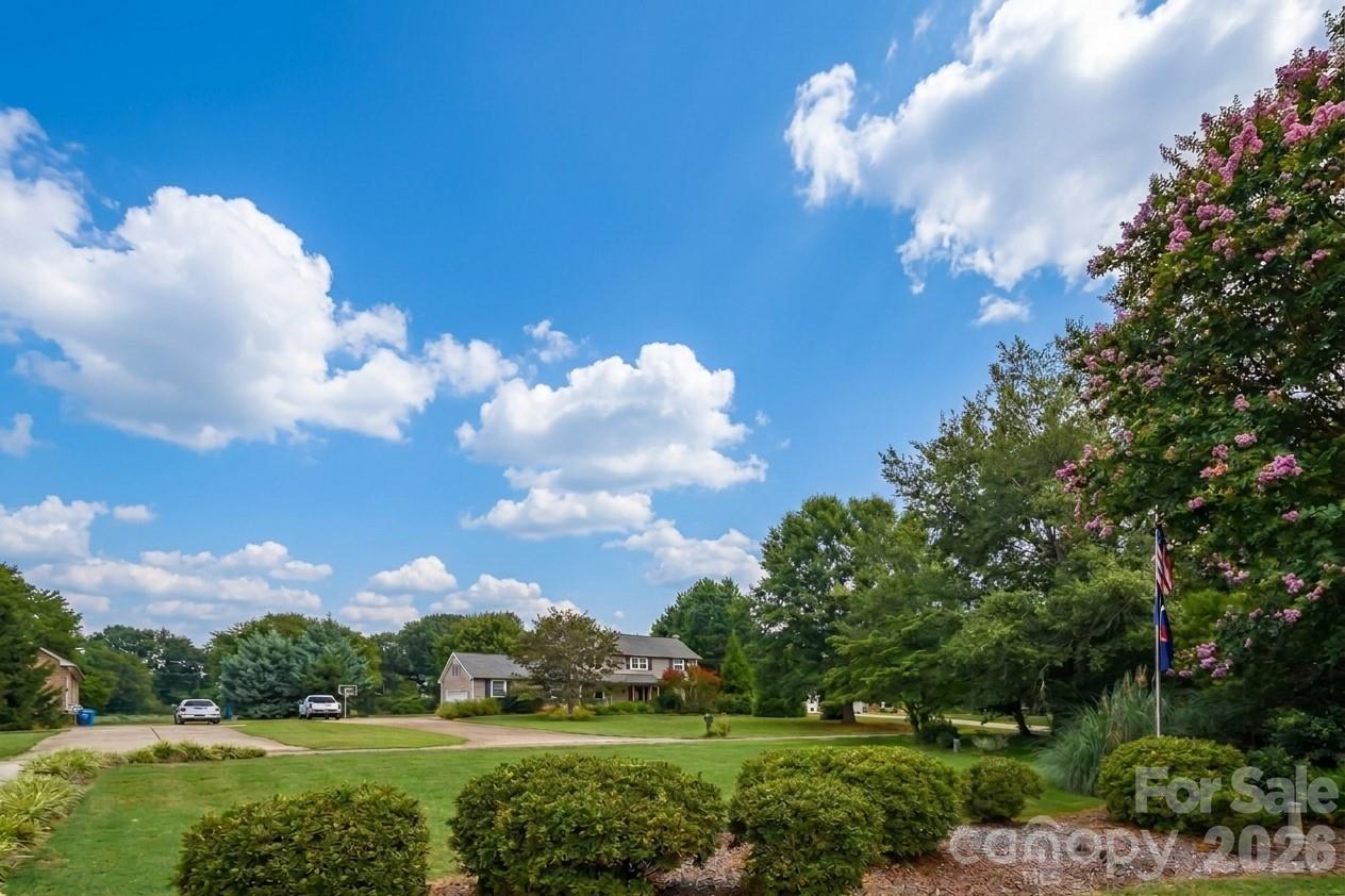 127 Fairway Drive Property Photo 5