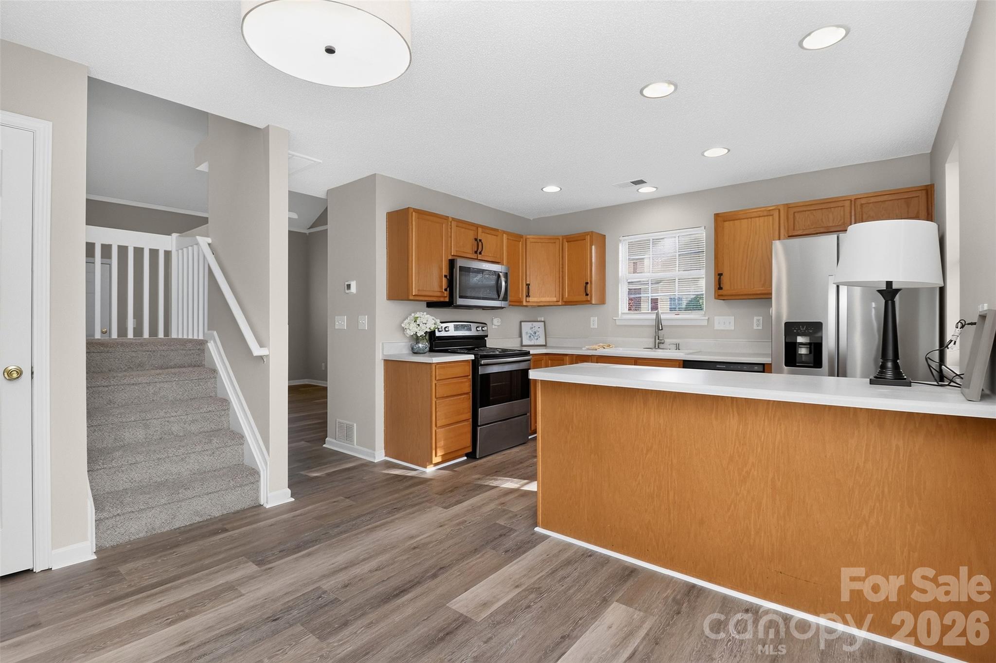 1712 Pergola Place Property Photo 10