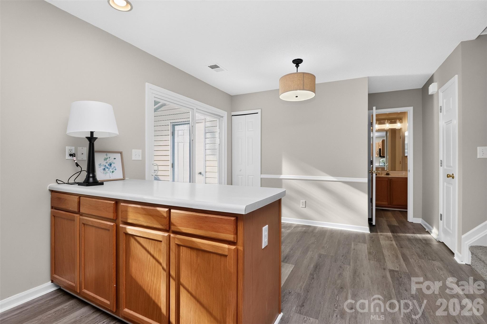 1712 Pergola Place Property Photo 13