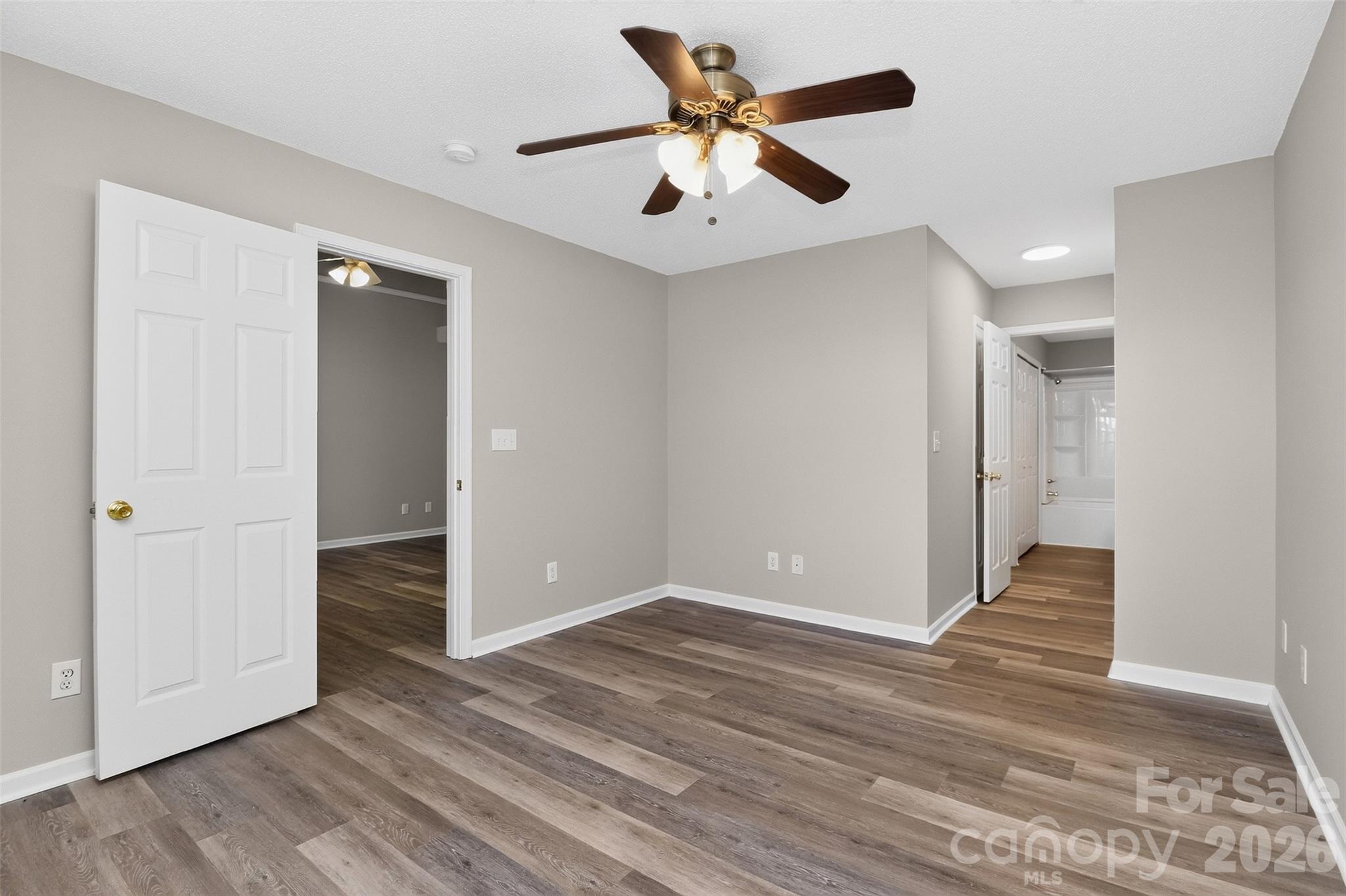 1712 Pergola Place Property Photo 14
