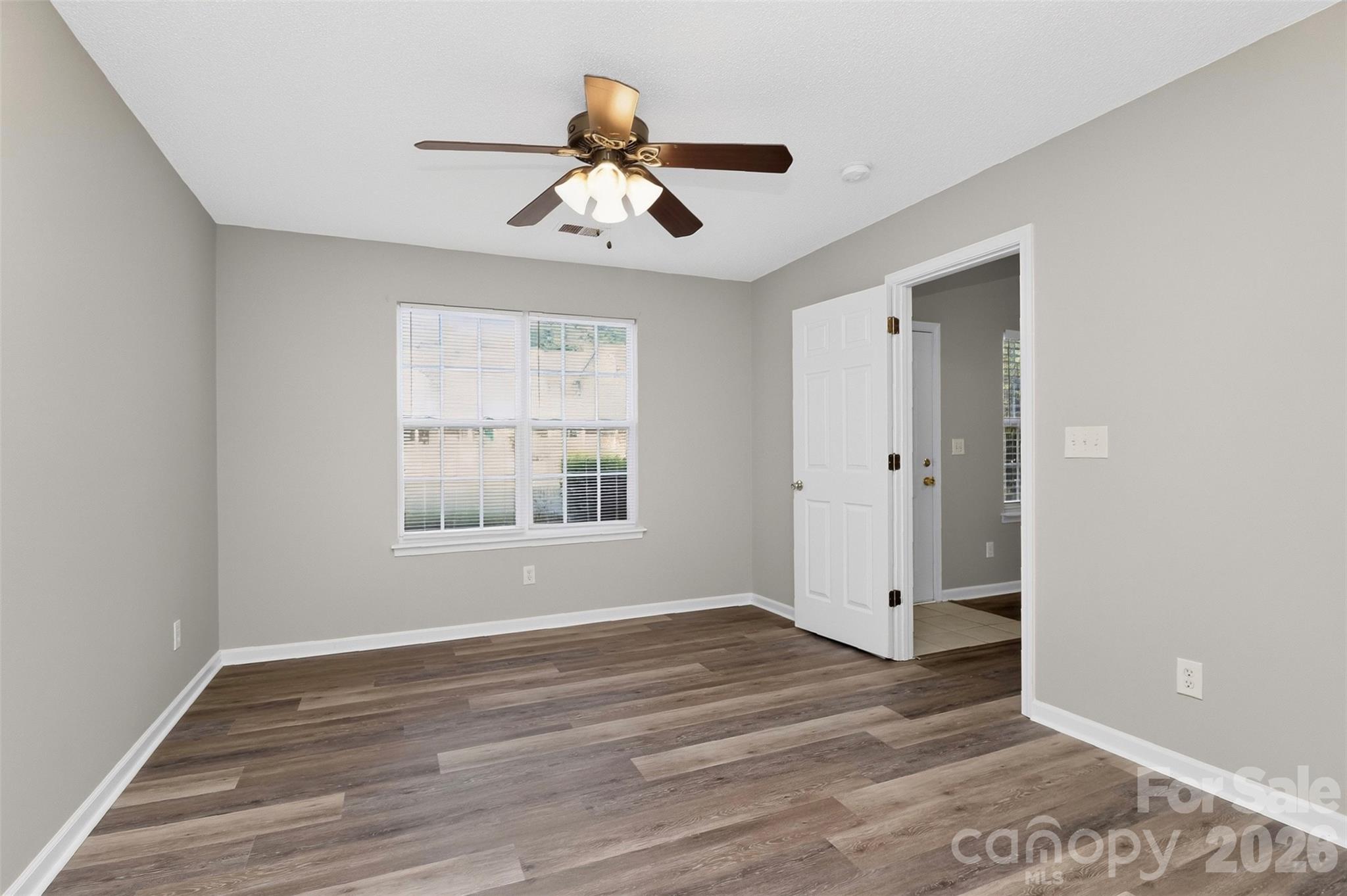 1712 Pergola Place Property Photo 15