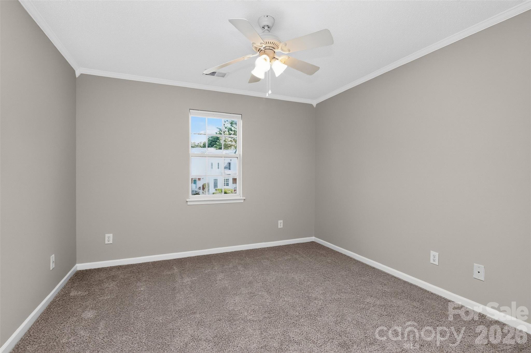 1712 Pergola Place Property Photo 20