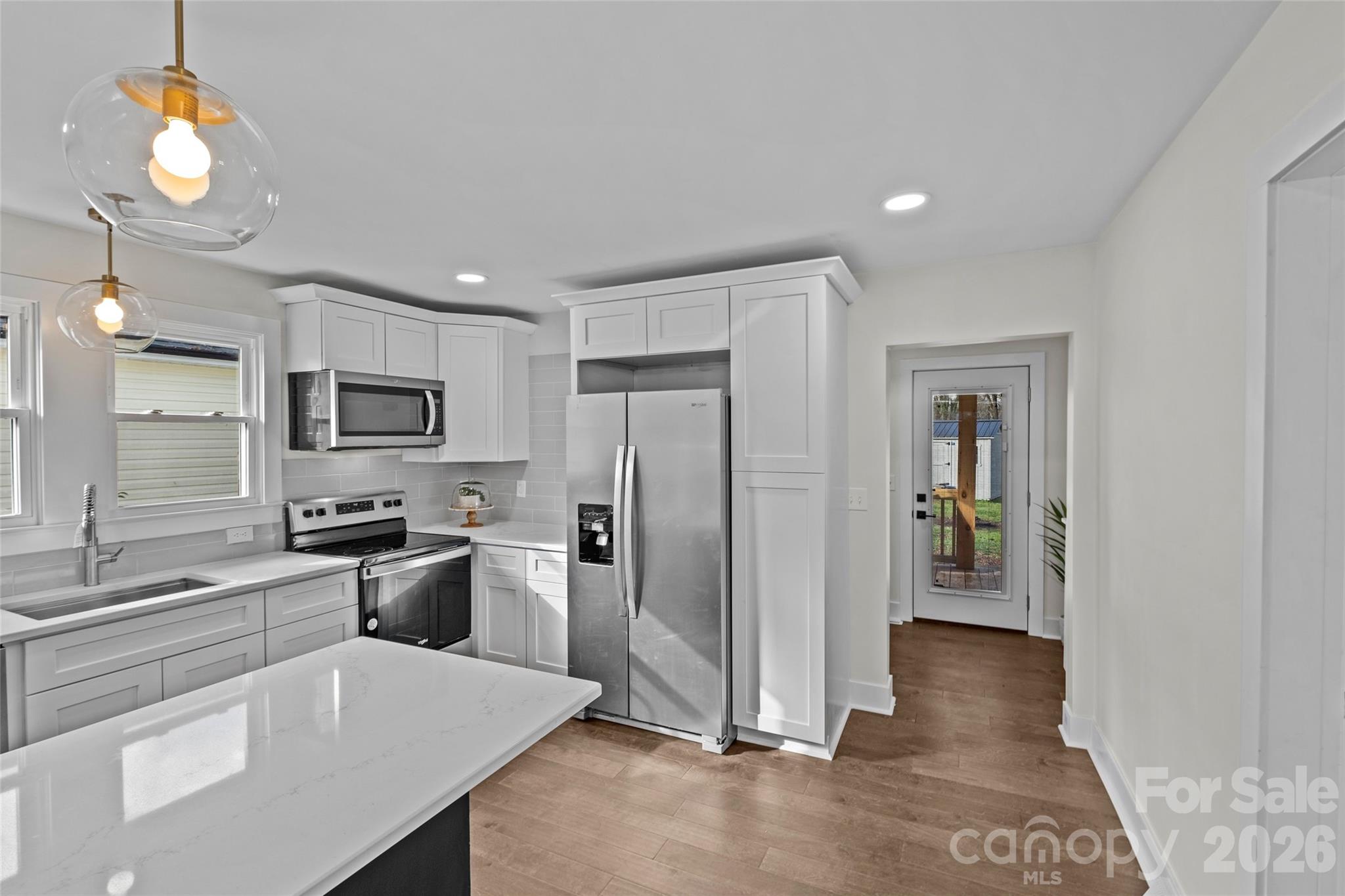 691 Gibson Drive Property Photo 17
