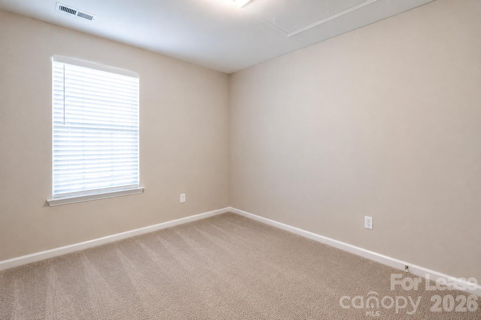 4320 Staffordshire Lane Property Photo 12