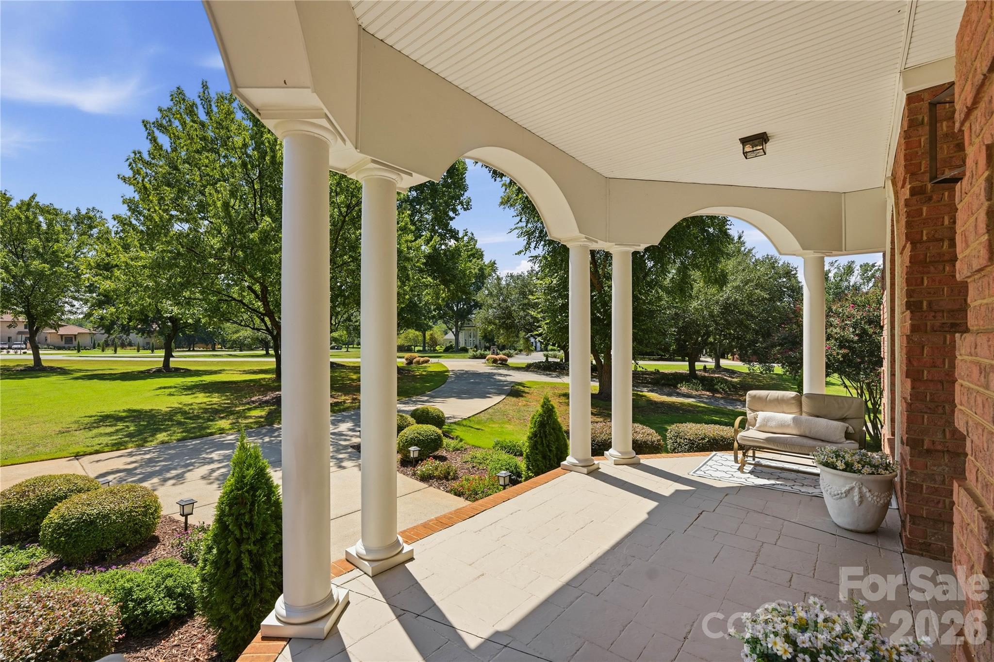 459 Valley Run Drive Property Photo 3