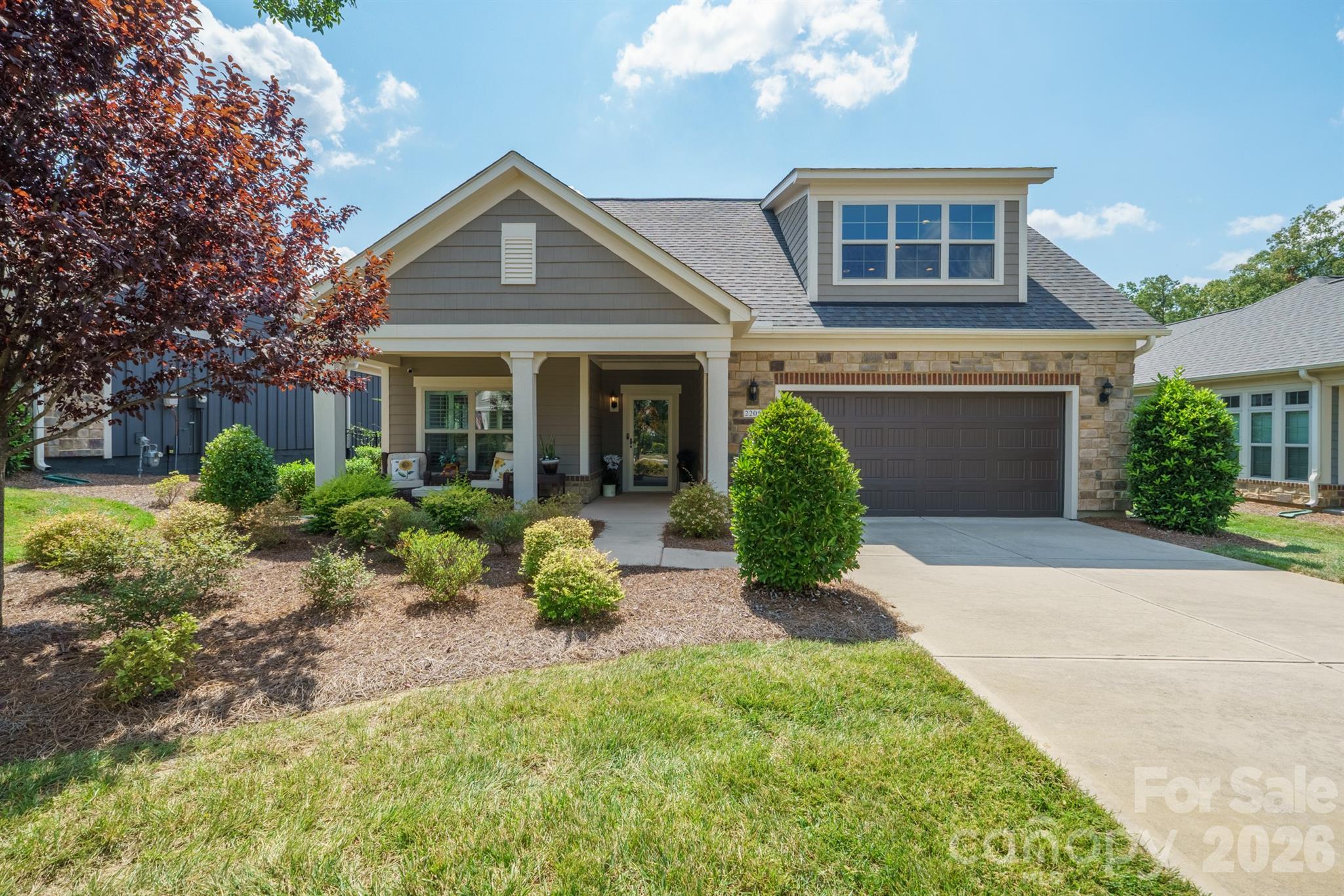 2205 Lincolnshire Lane Property Photo 1
