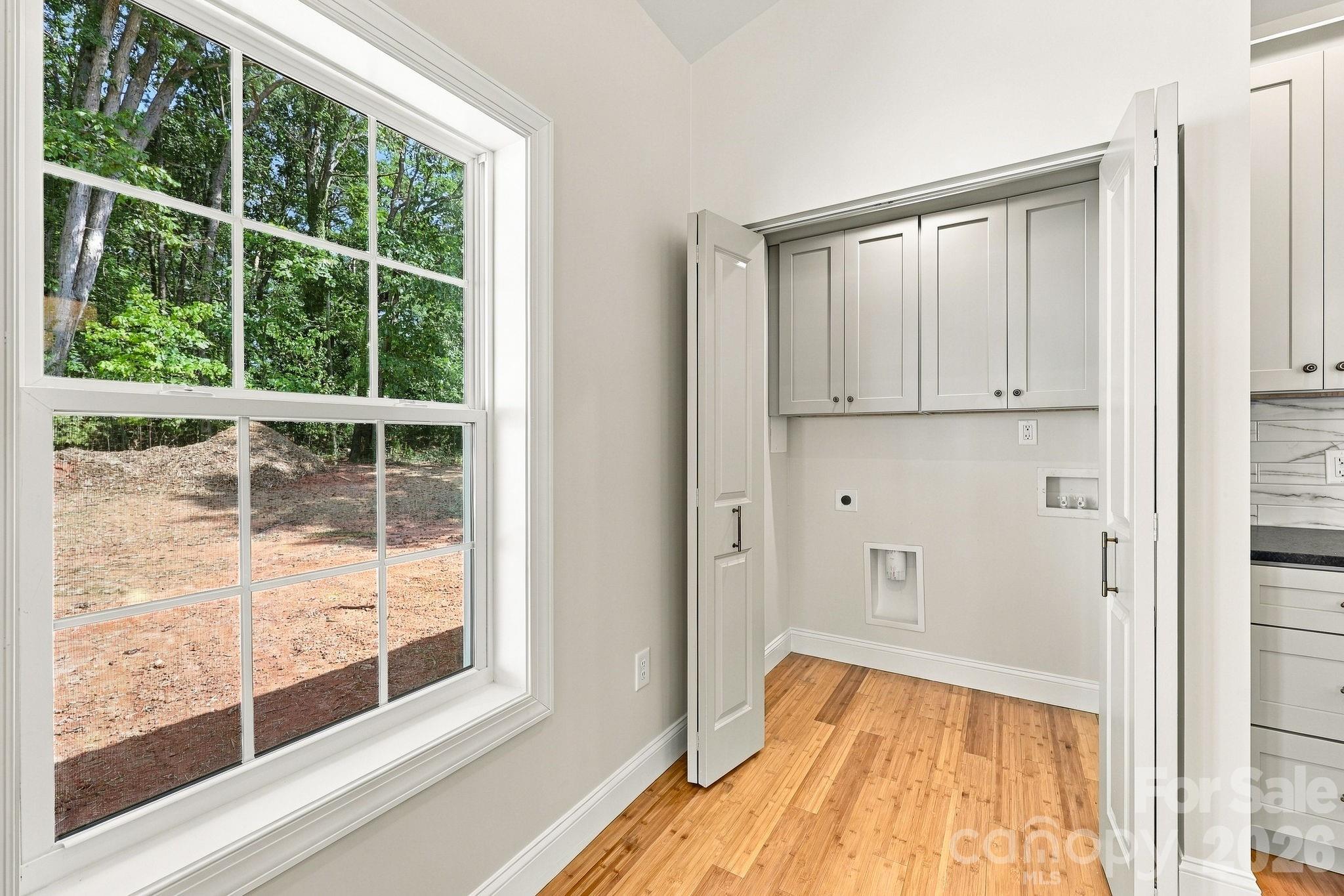 420 Old Wood Lane Property Photo 9