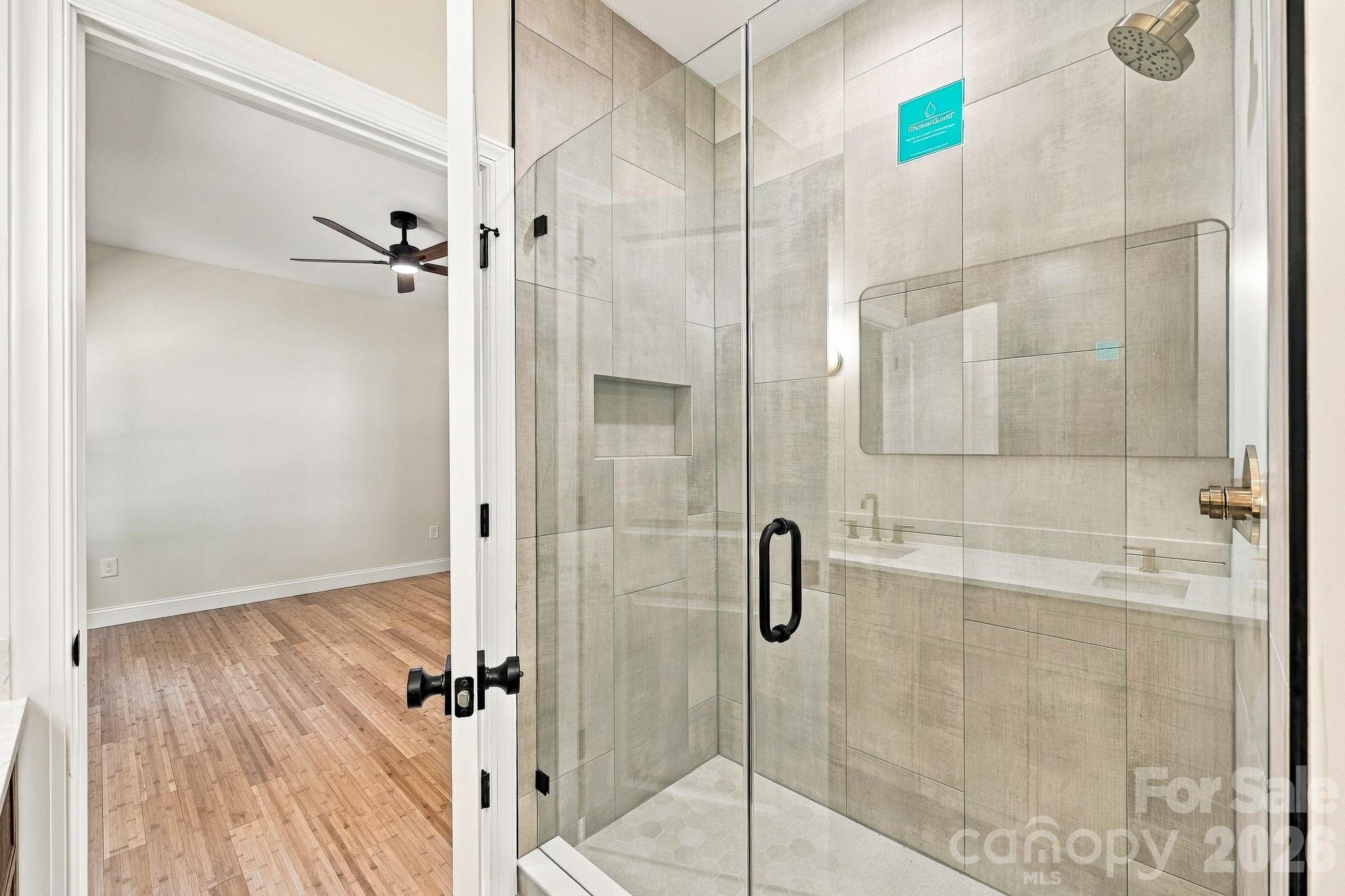 420 Old Wood Lane Property Photo 15