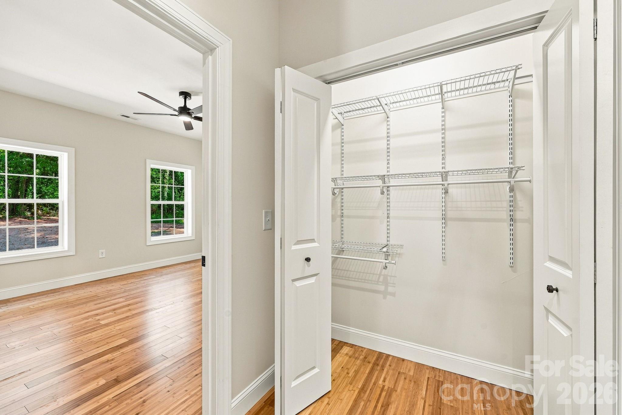 420 Old Wood Lane Property Photo 19