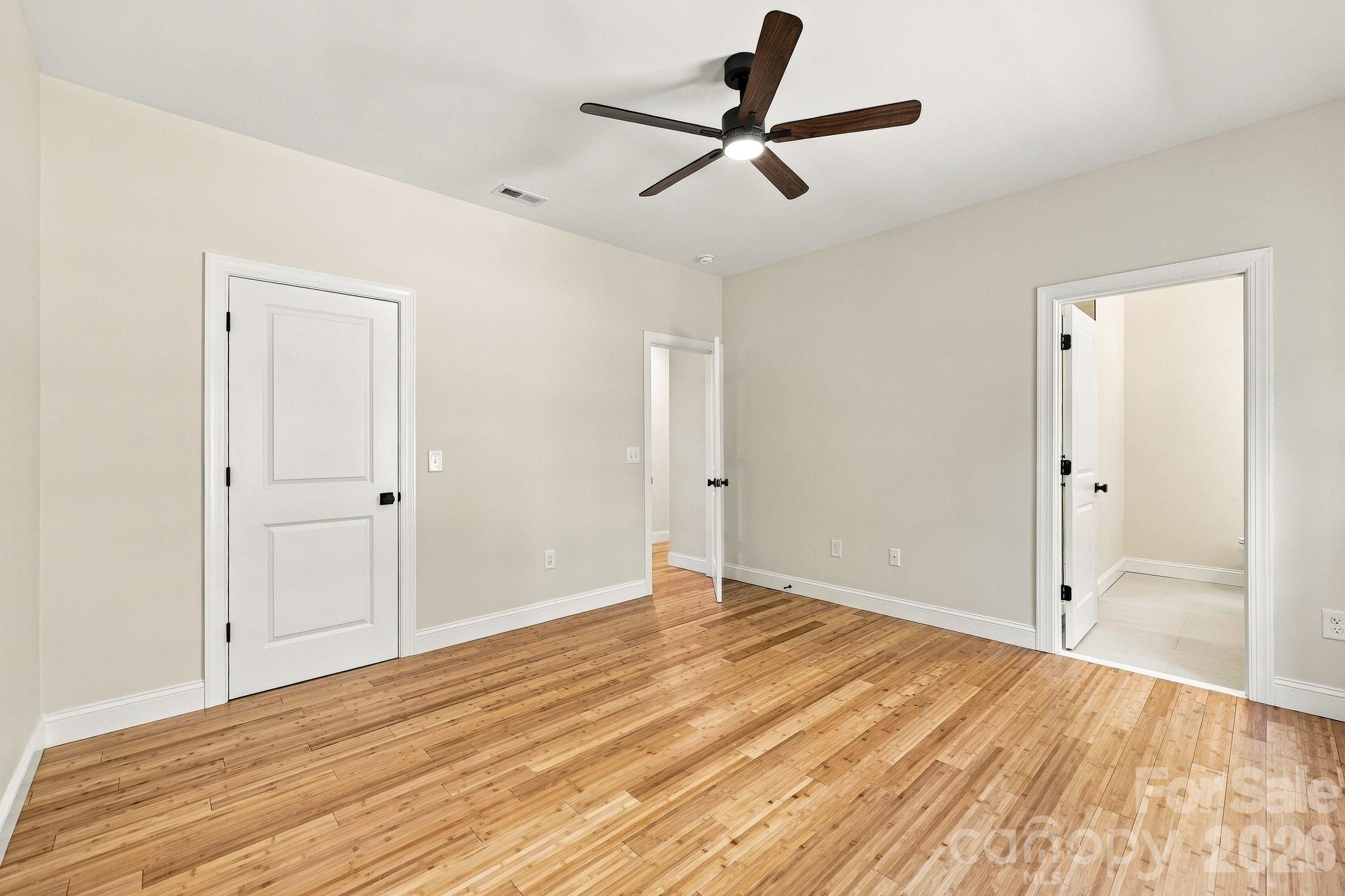 420 Old Wood Lane Property Photo 20