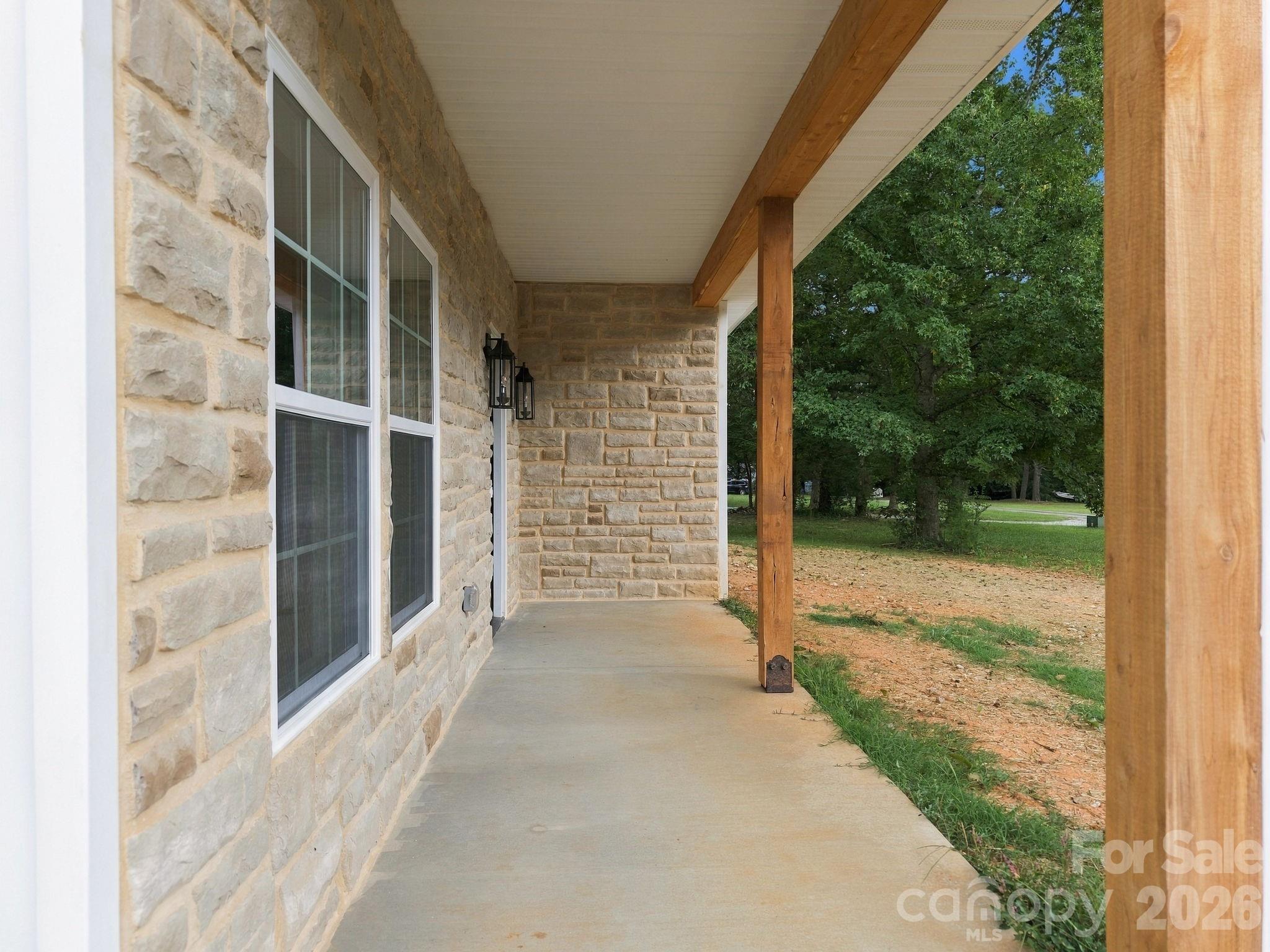 420 Old Wood Lane Property Photo 25