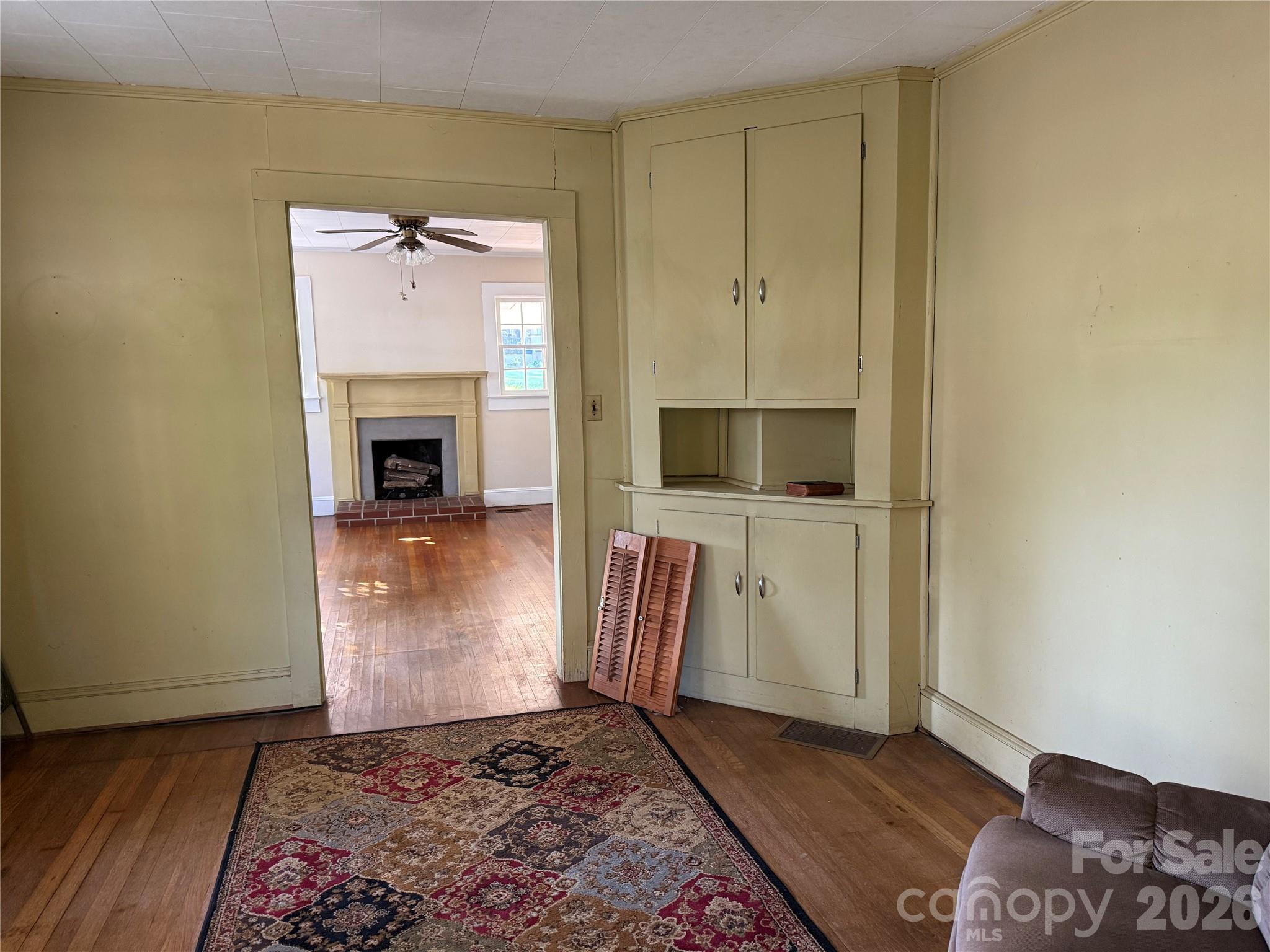 1650 Berkley Street Property Photo 6